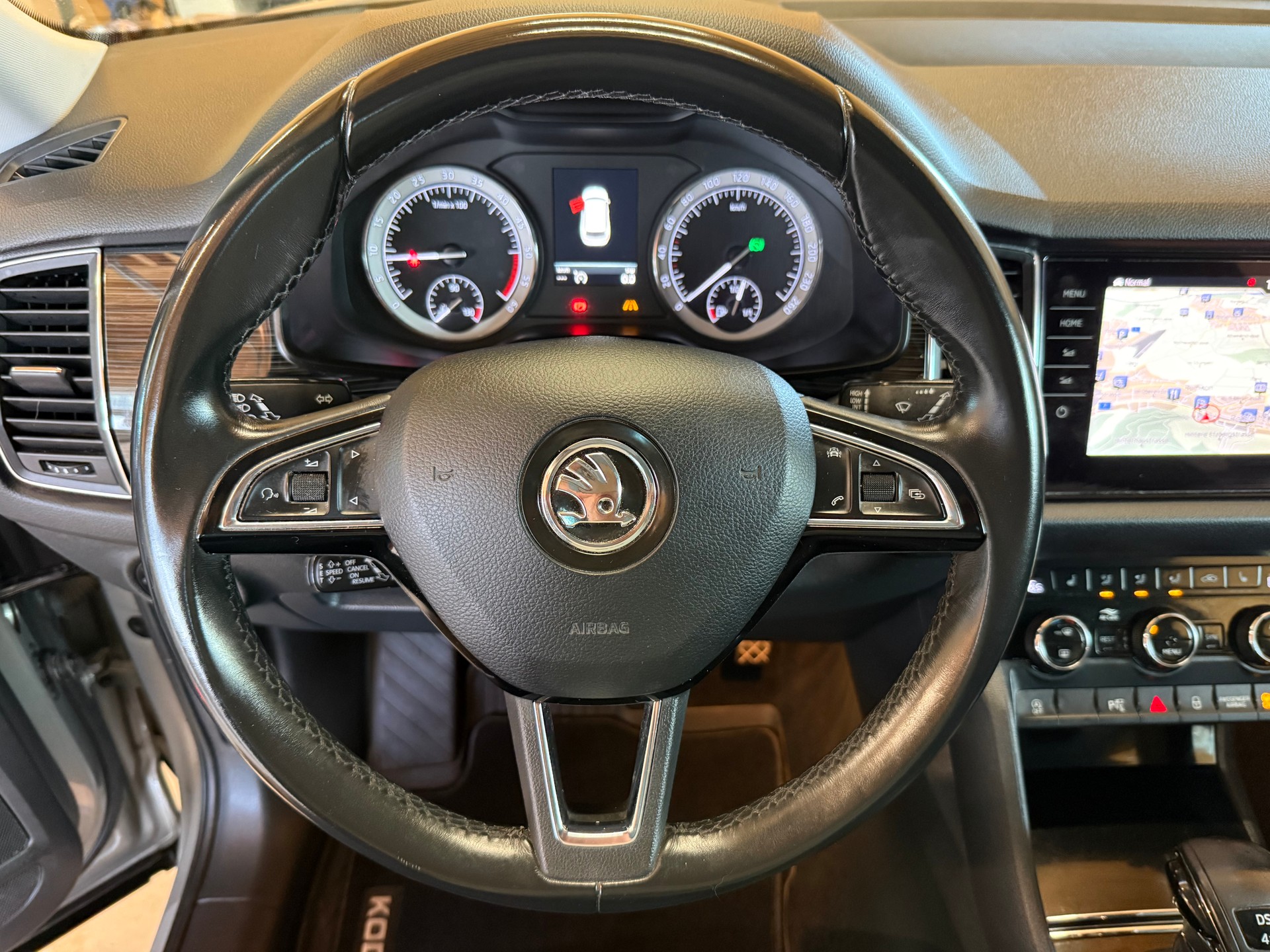 SKODA Kodiaq 2.0 TDI CR Style 4x4 DSG-image-9