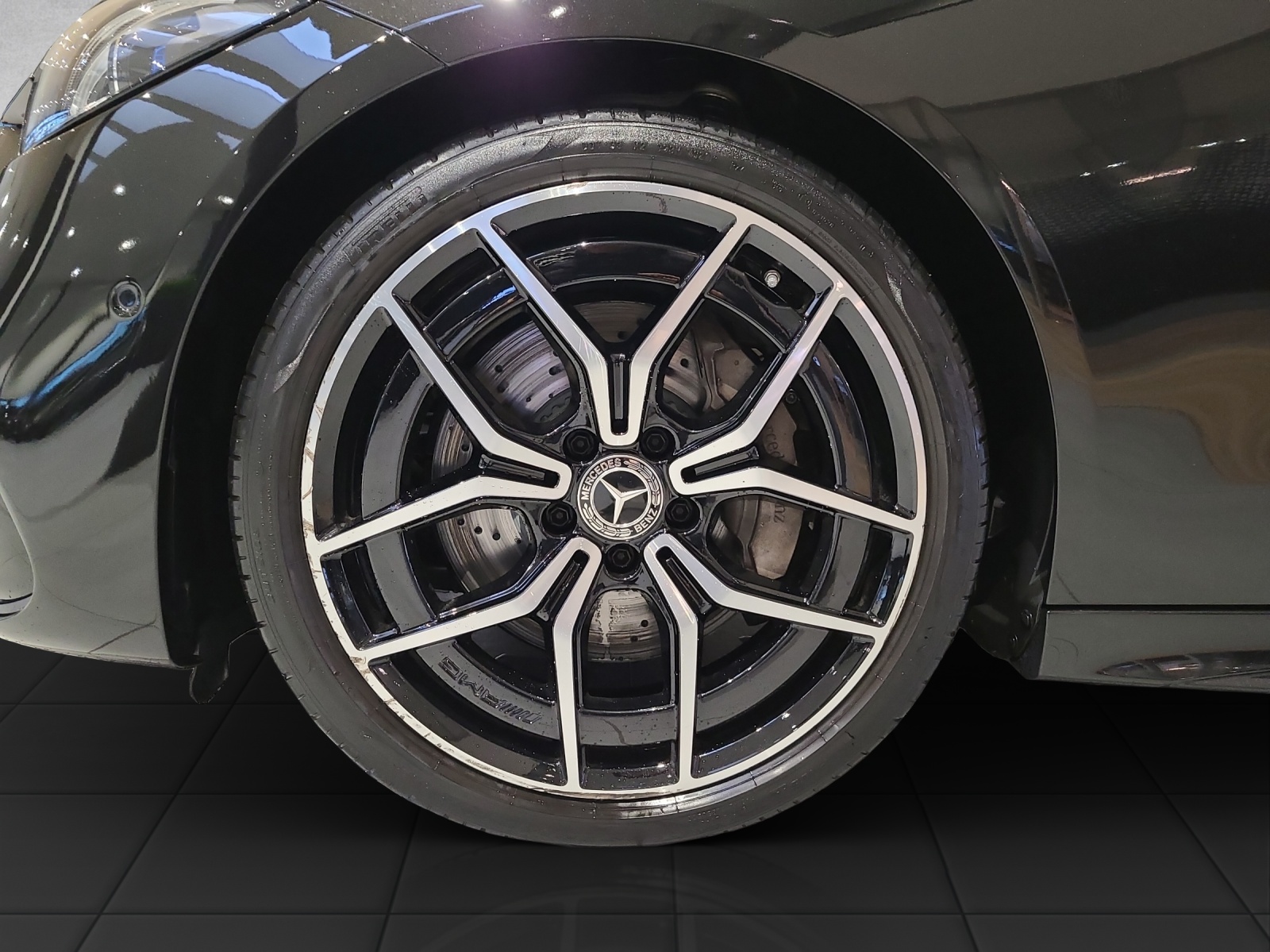 MERCEDES-BENZ C 300 T 4Matic AMG Line-image-9