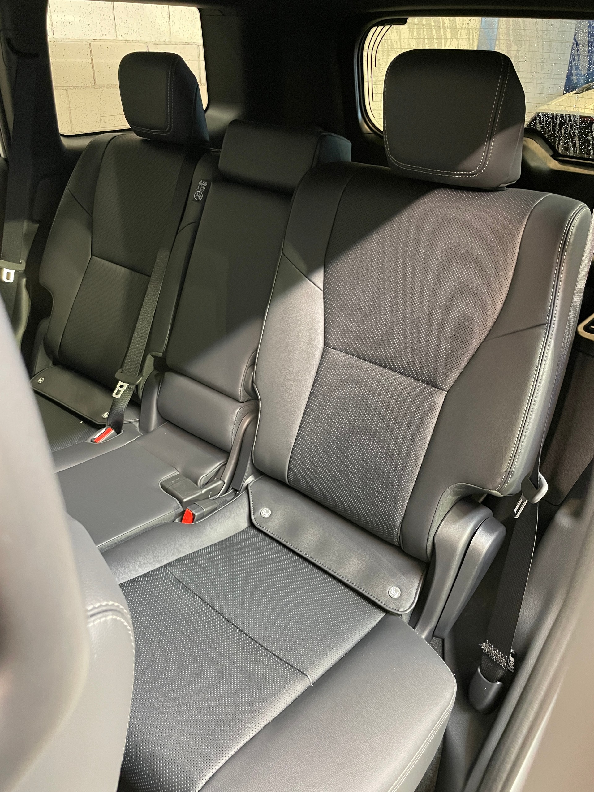 TOYOTA Land Cruiser 2.8TD 48V Style mit AHK-image-10