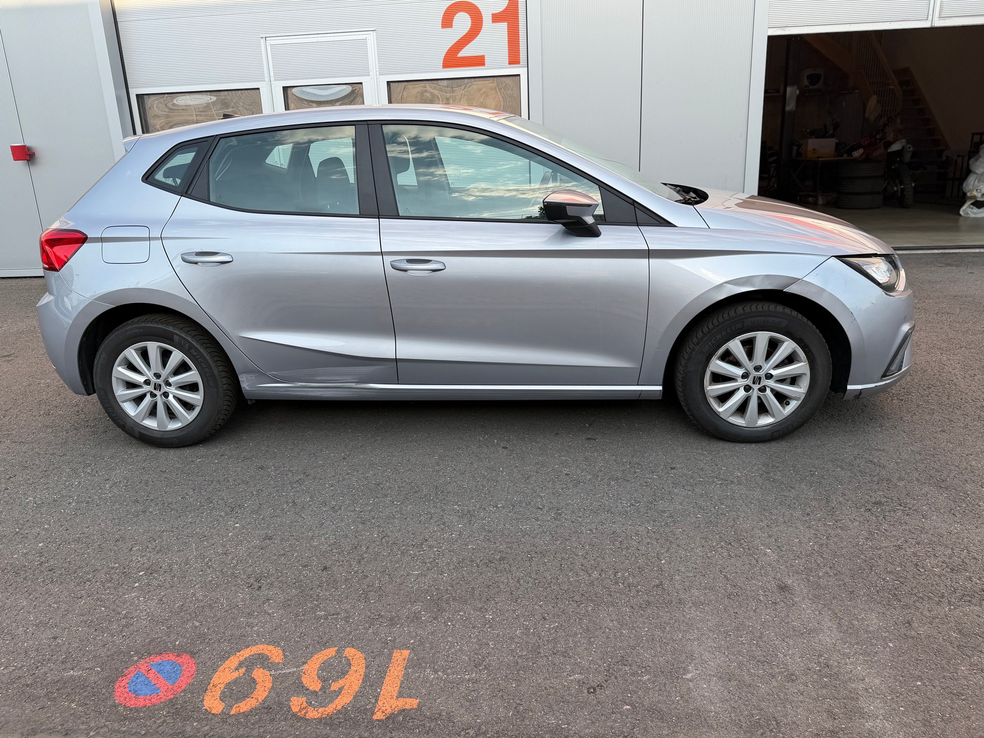 SEAT Ibiza 1.0 EcoTSI Reference-image-5