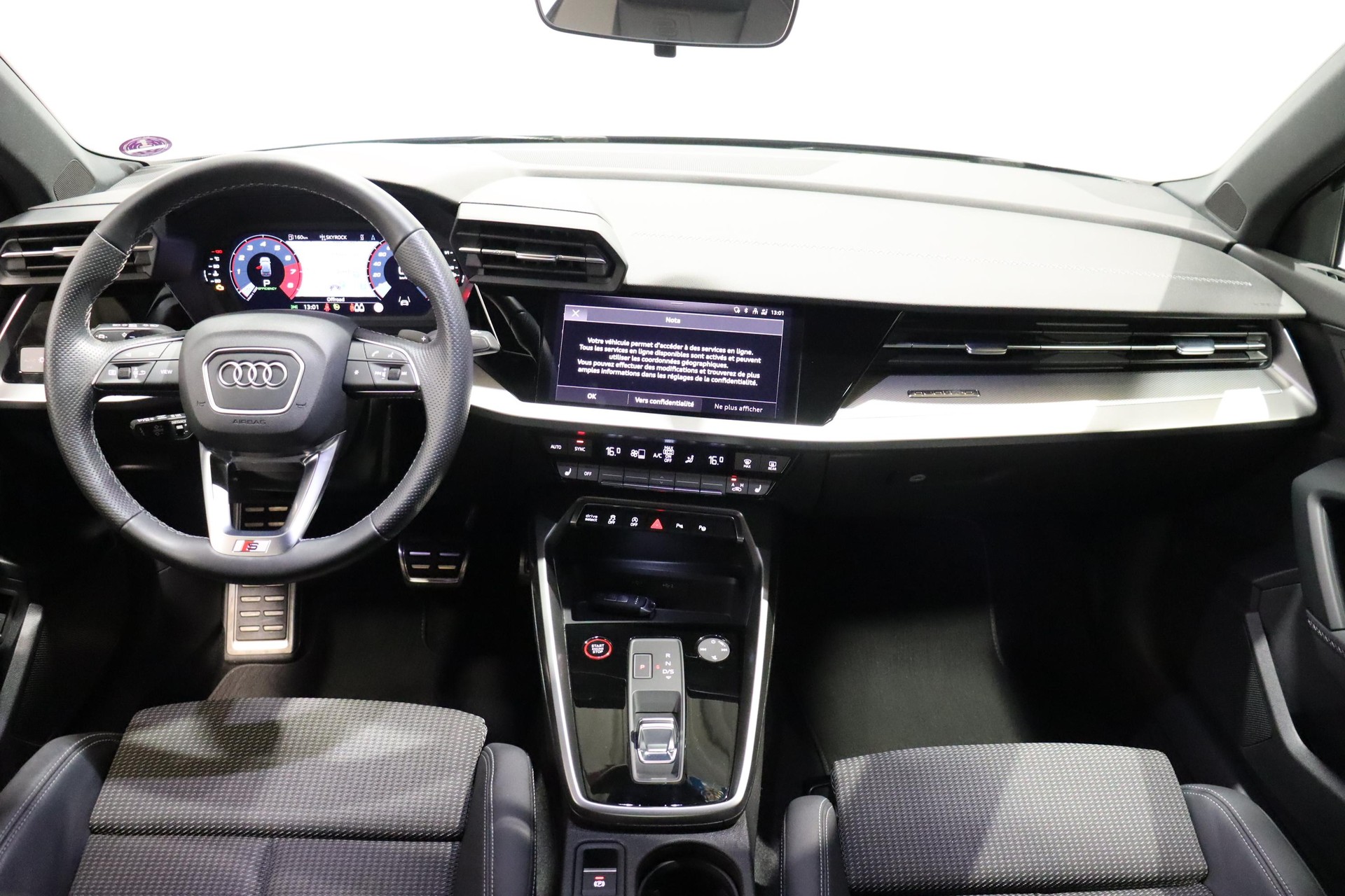 AUDI S3 Sportback 2.0 TFSI quattro S-Tronic-image-7