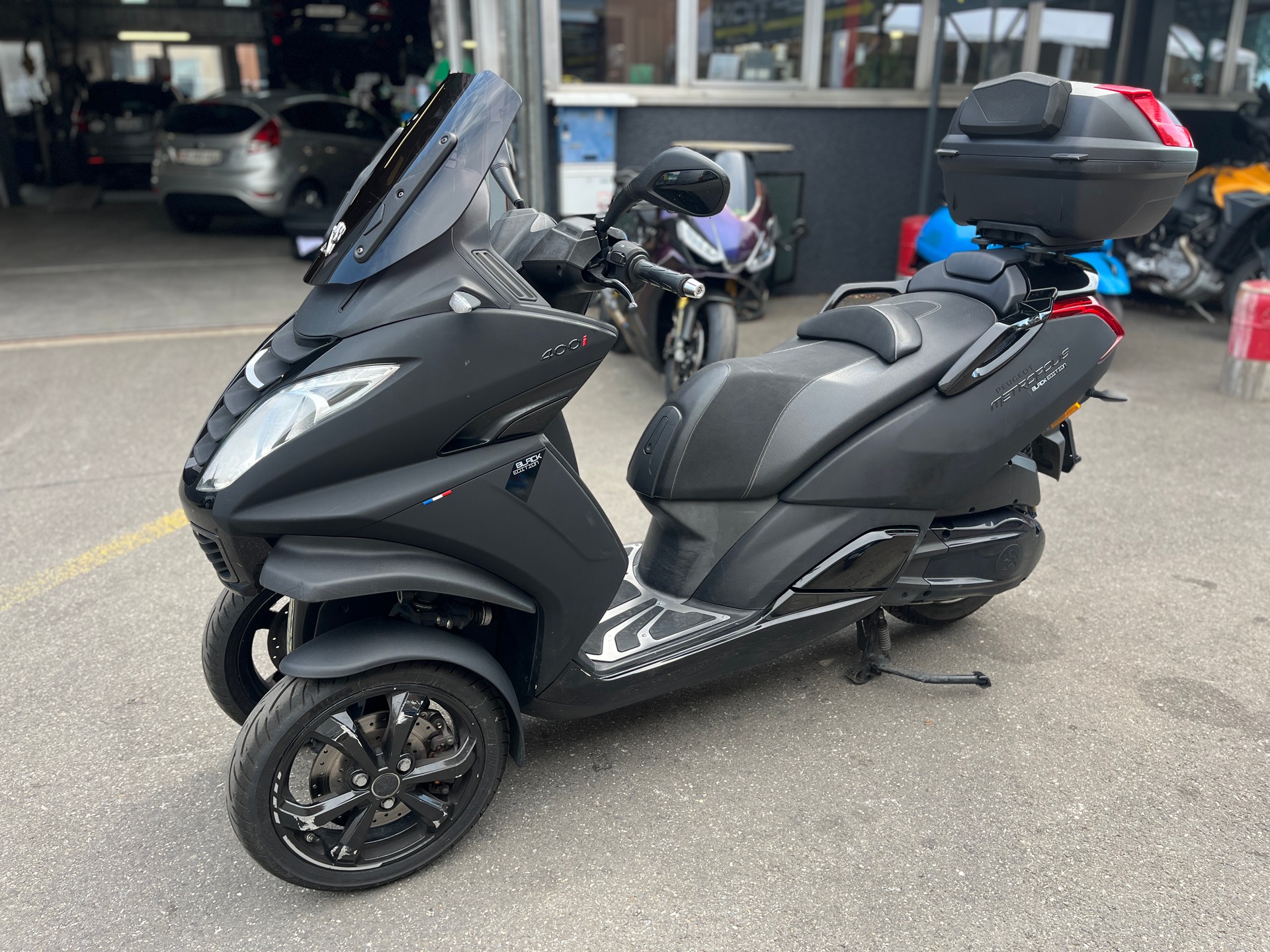 PEUGEOT Metropolis 400 RS-showroom-element-3