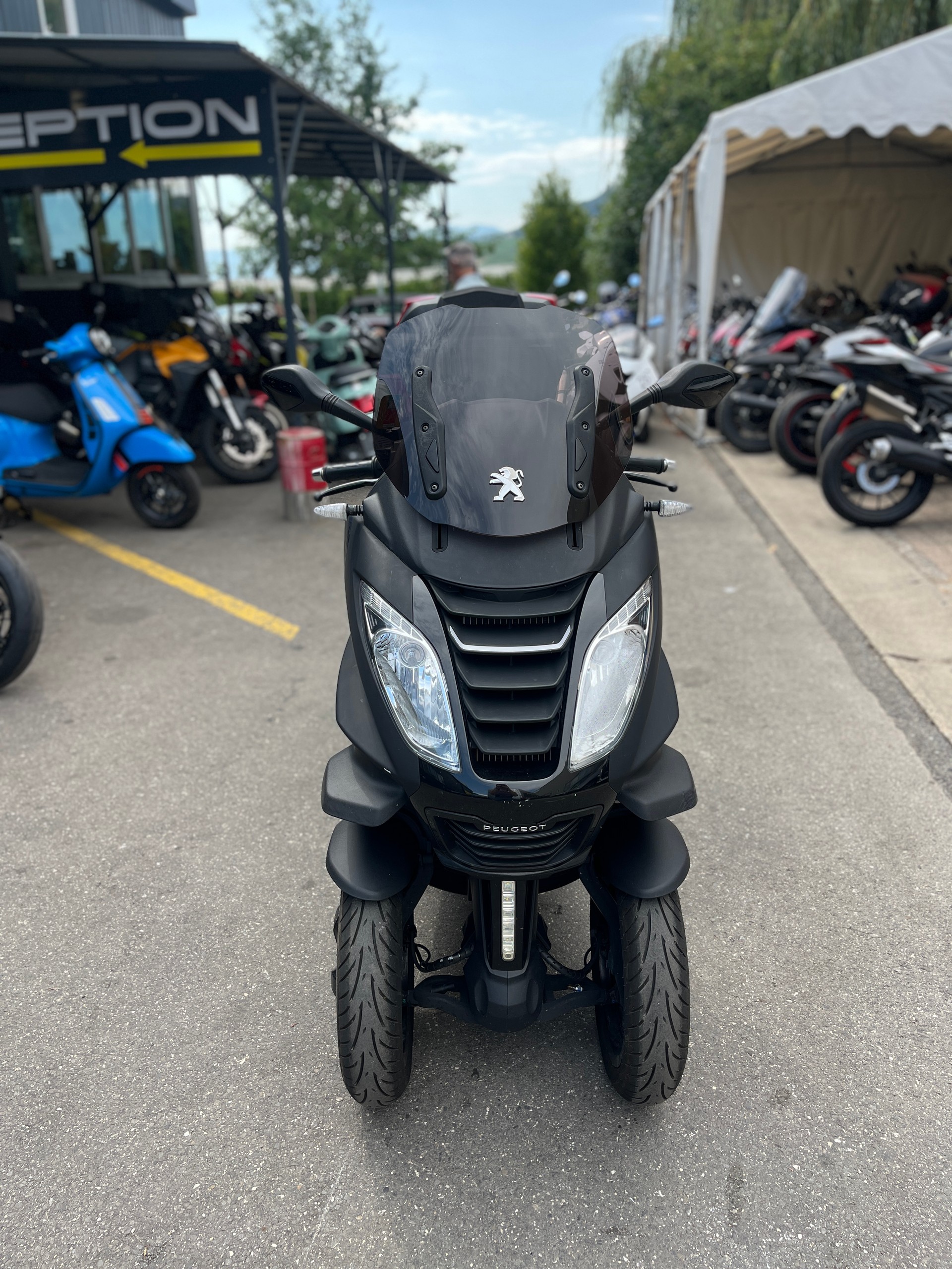 PEUGEOT Metropolis 400 RS-showroom-element-2