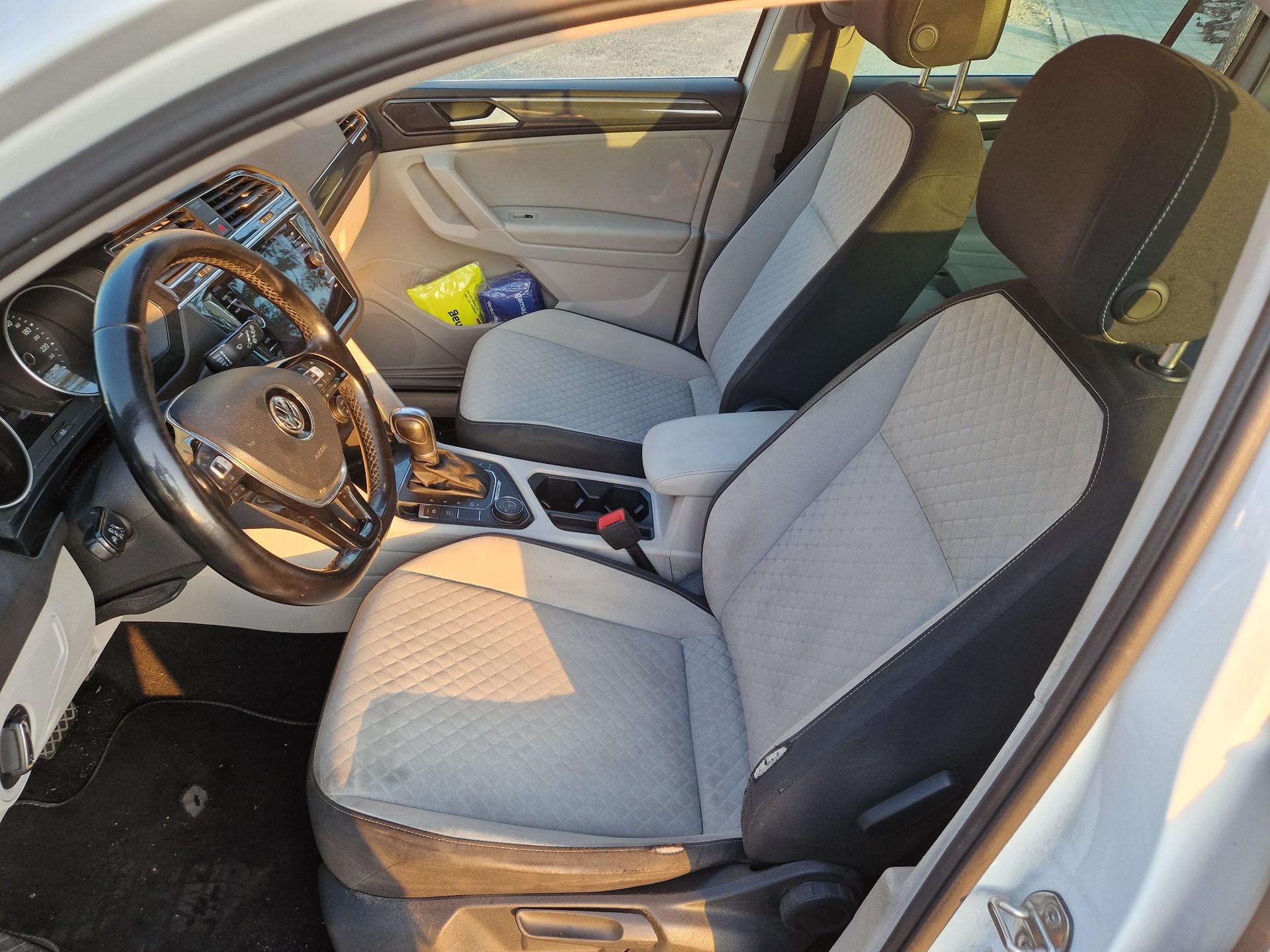 VW Tiguan 2.0TSI Comfortline 4Motion DSG-image-9