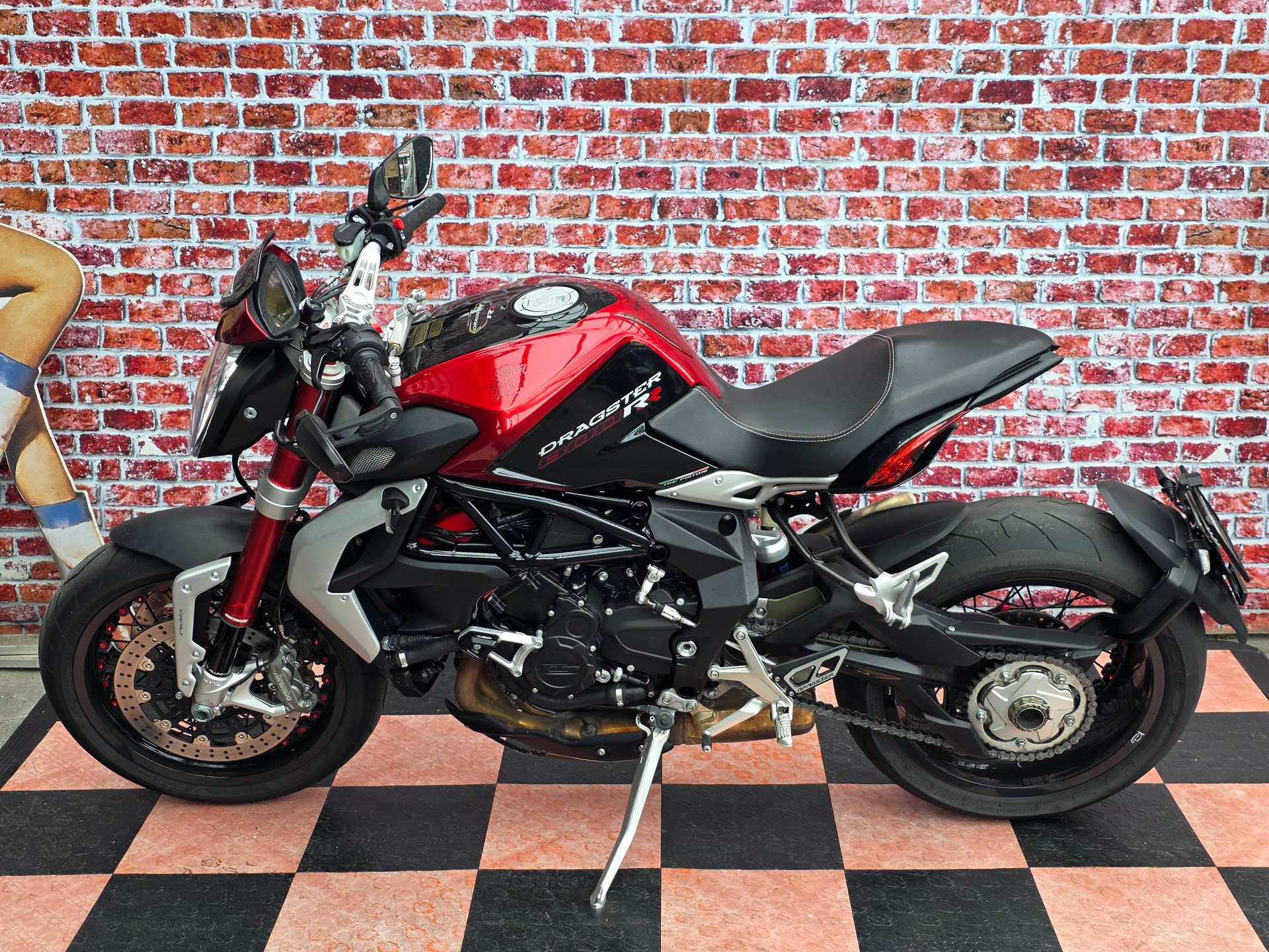 MV AGUSTA Dragster 800 RR ABS-showroom-element-3