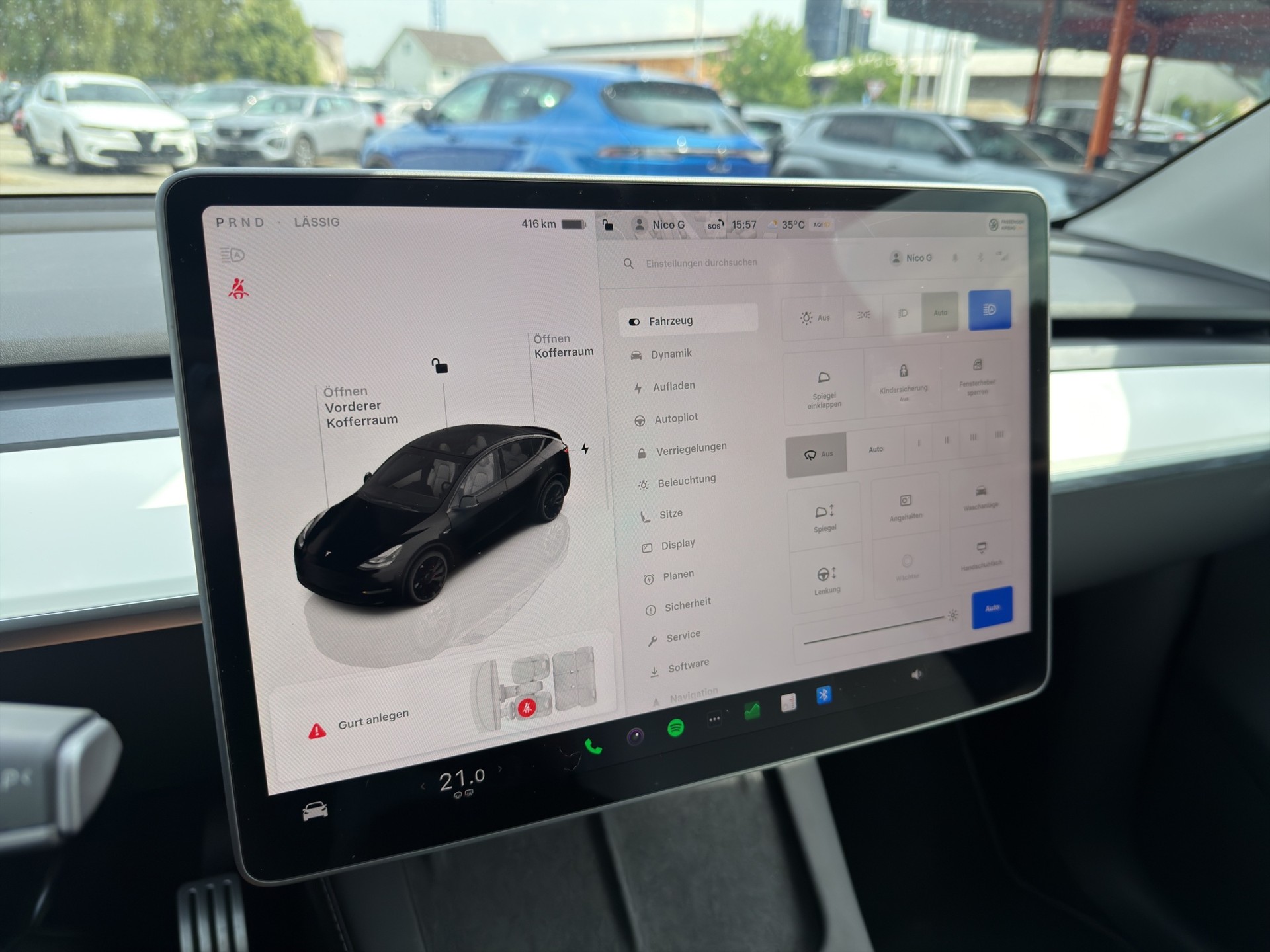 TESLA Model Y Performance D SOC 95.5% Weisses Interieur-image-21