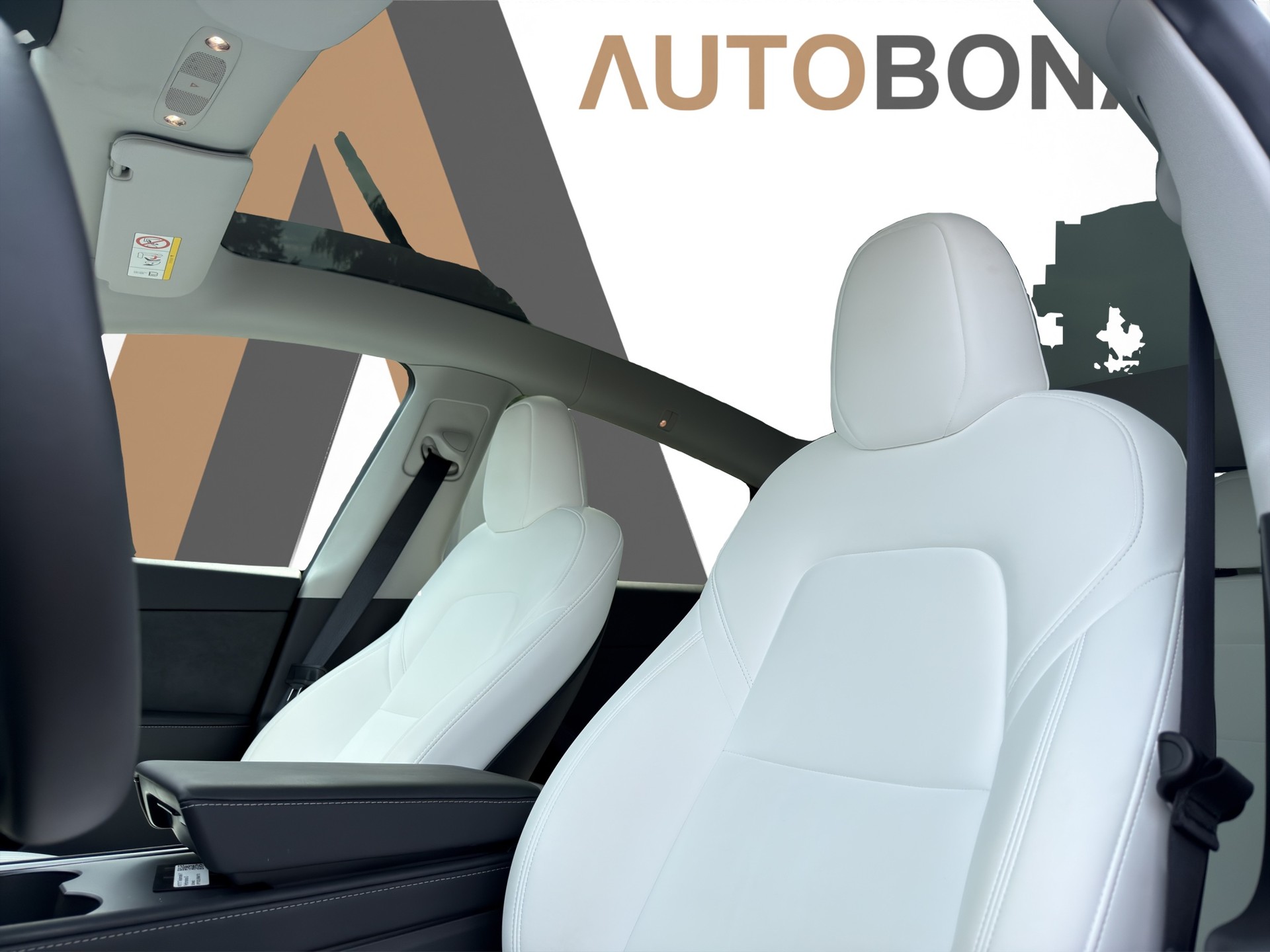 TESLA Model Y Performance D SOC 95.5% Weisses Interieur-image-26