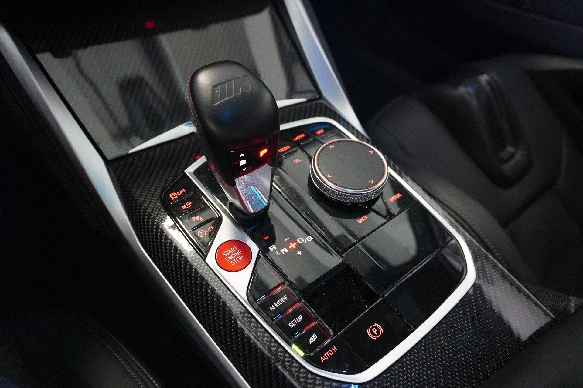 BMW M4 Coupé Competition M xDrive // CARBON PAKET // M CARBON SCHALENSITZE //-image-11