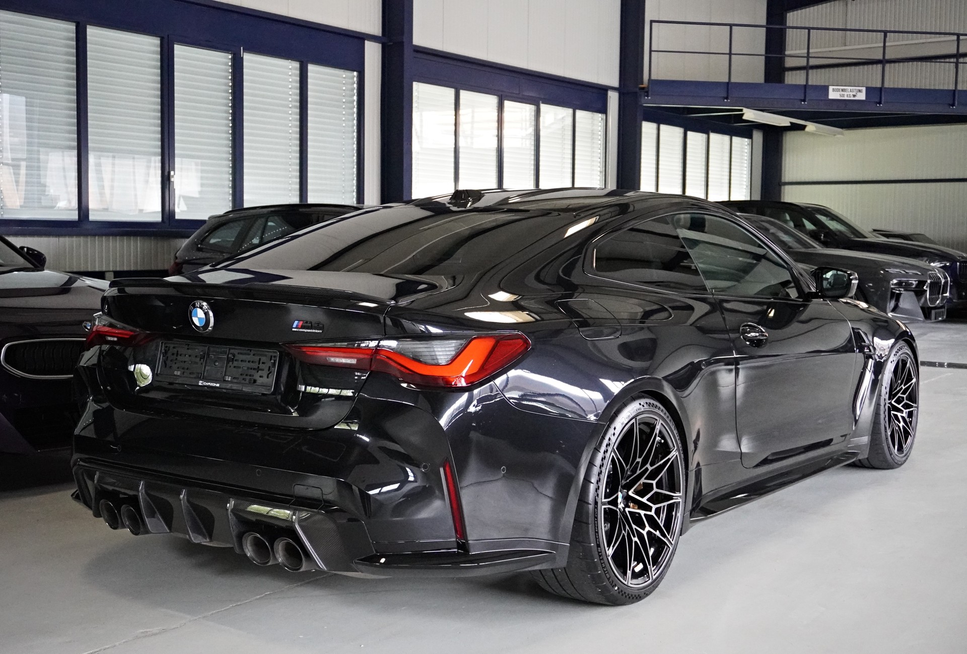 BMW M4 Coupé Competition M xDrive // CARBON PAKET // M CARBON SCHALENSITZE //-image-5