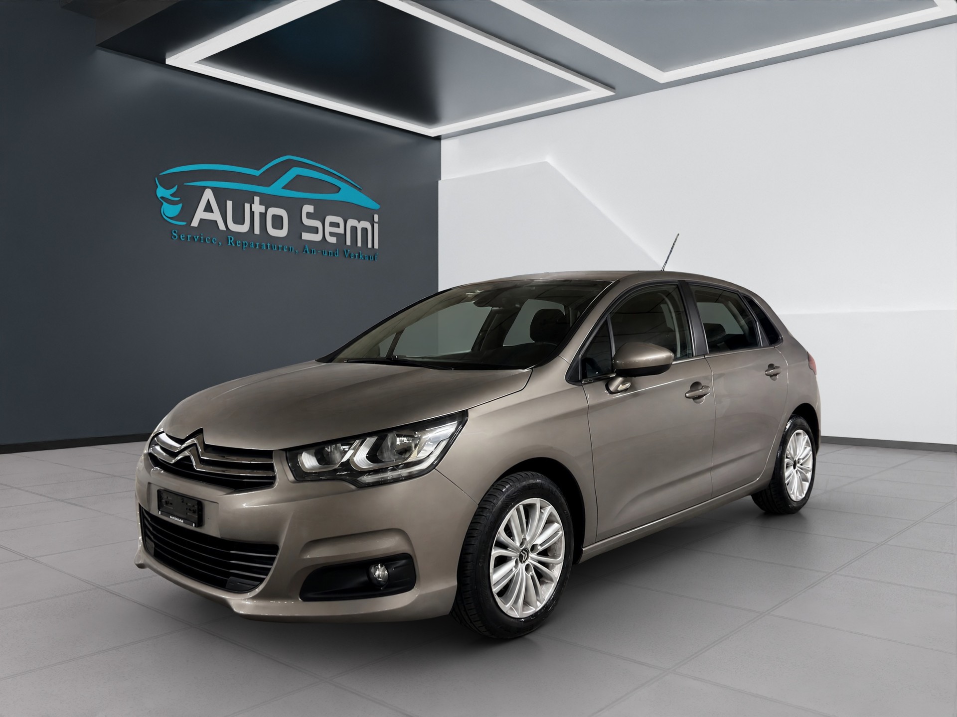 CITROEN C4 1.2 Pure Tech Shine Automatic-image-0