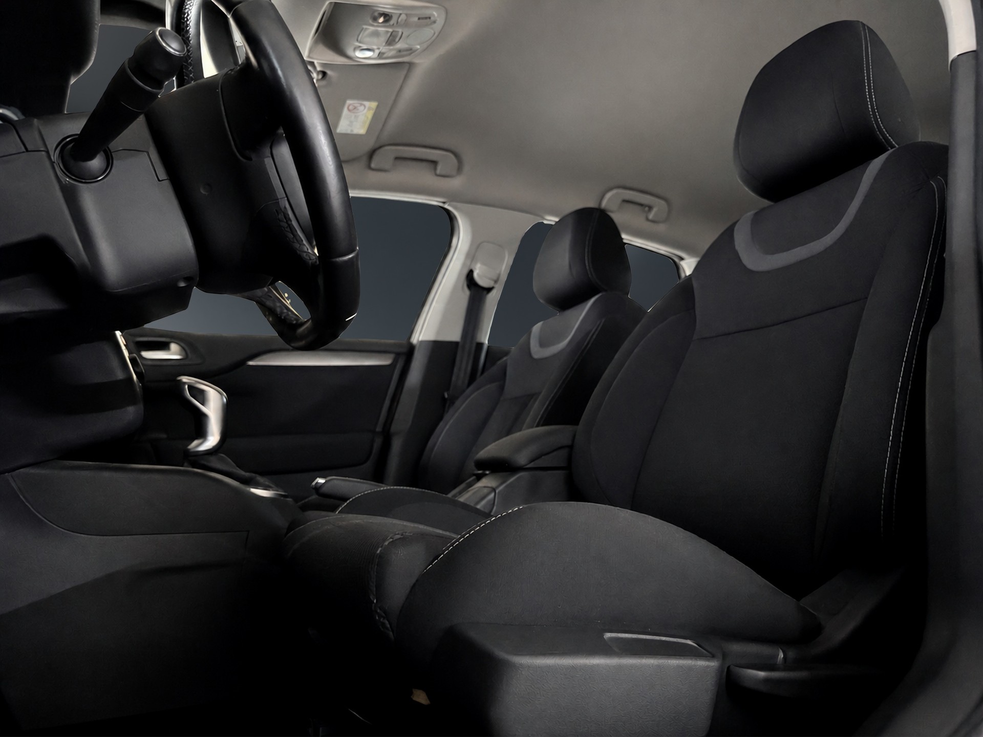 CITROEN C4 1.2 Pure Tech Shine Automatic-image-11