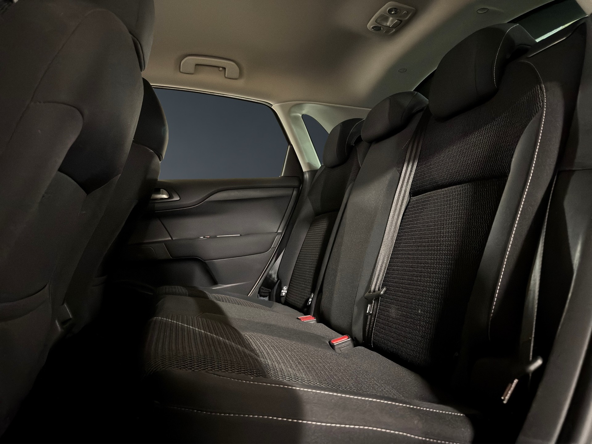 CITROEN C4 1.2 Pure Tech Shine Automatic-image-18
