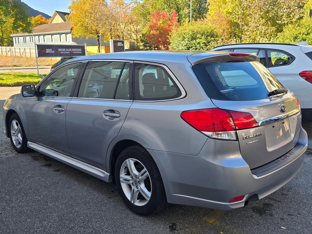 SUBARU Legacy 2.0i Swiss AWD-image-5