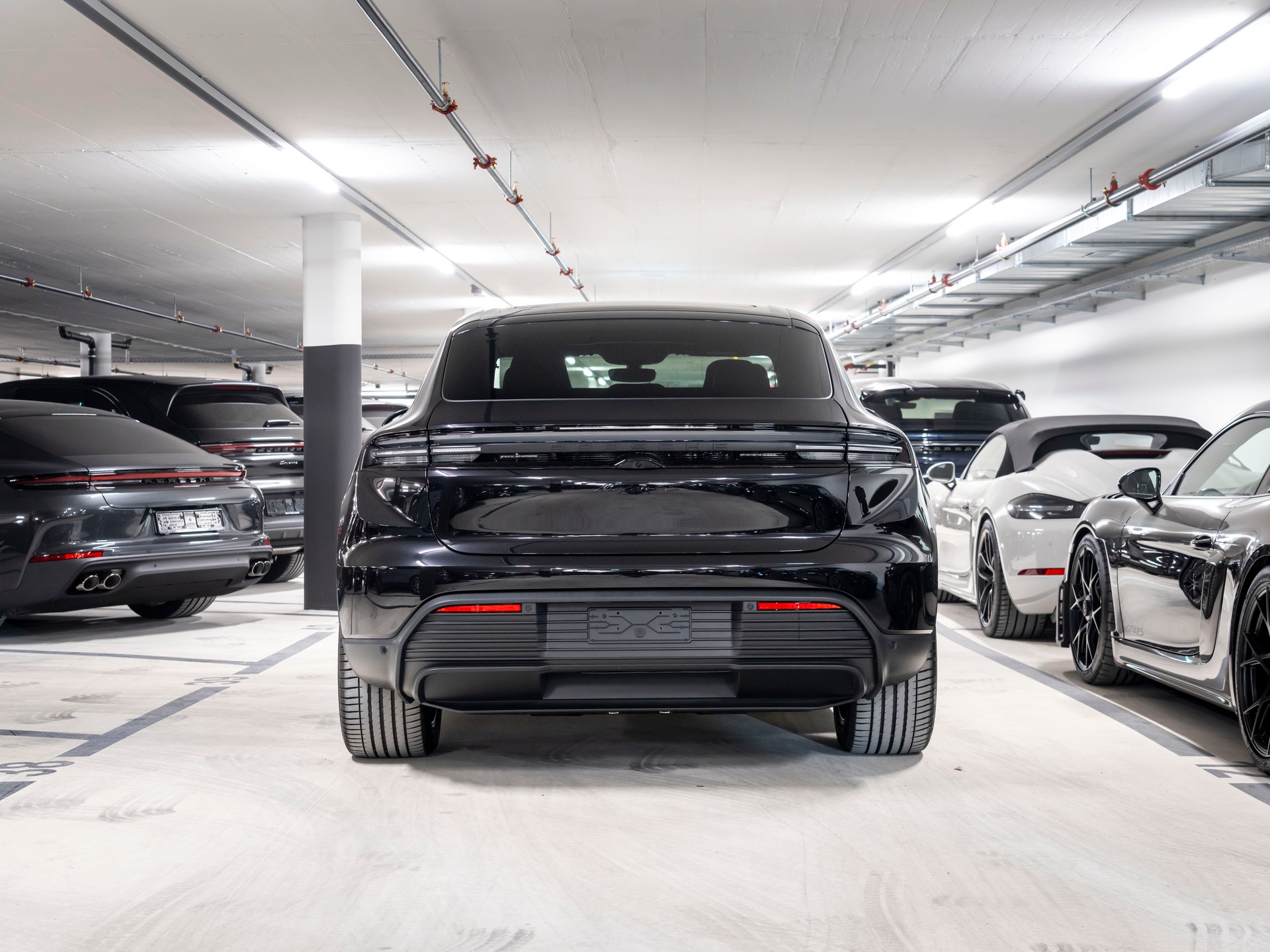 PORSCHE Macan 4 S 100kWh-image-4