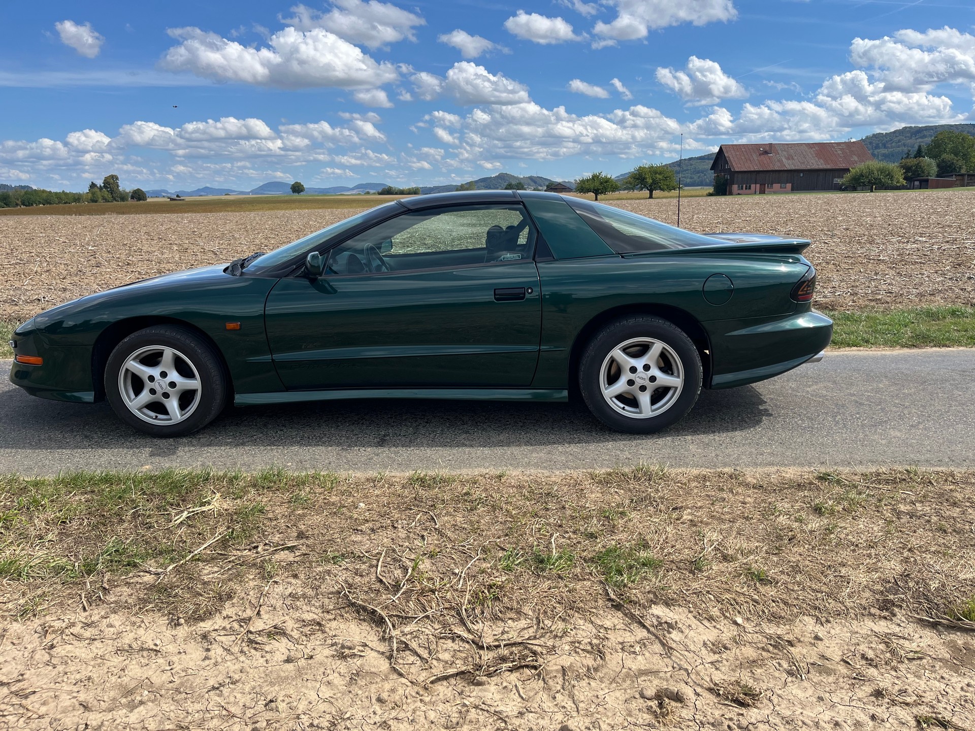 PONTIAC 5.7 V8 Trans Am-image-1