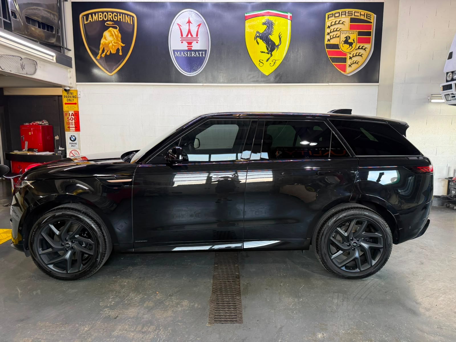 LAND ROVER Range Rover Sport P400 3.0 Si6 MHEV Autobiography Automatic-image-0