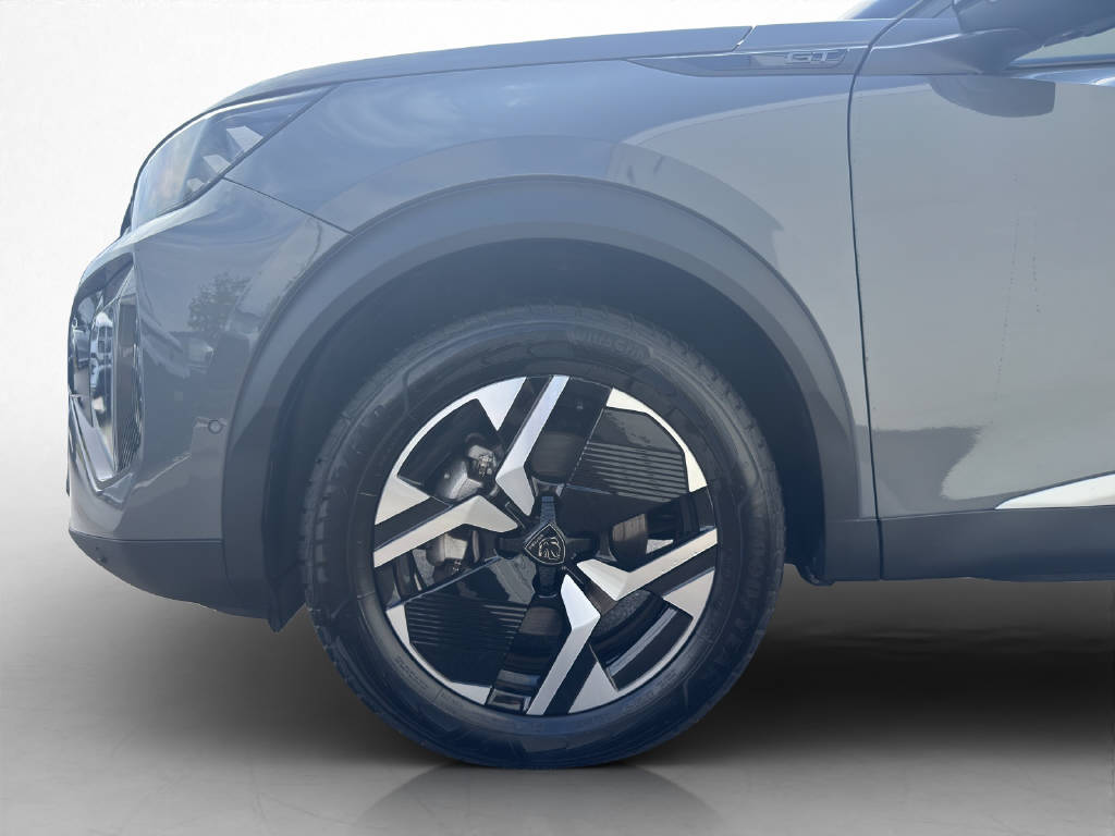 PEUGEOT 2008 1.2 Hybrid 145 GT-image-7