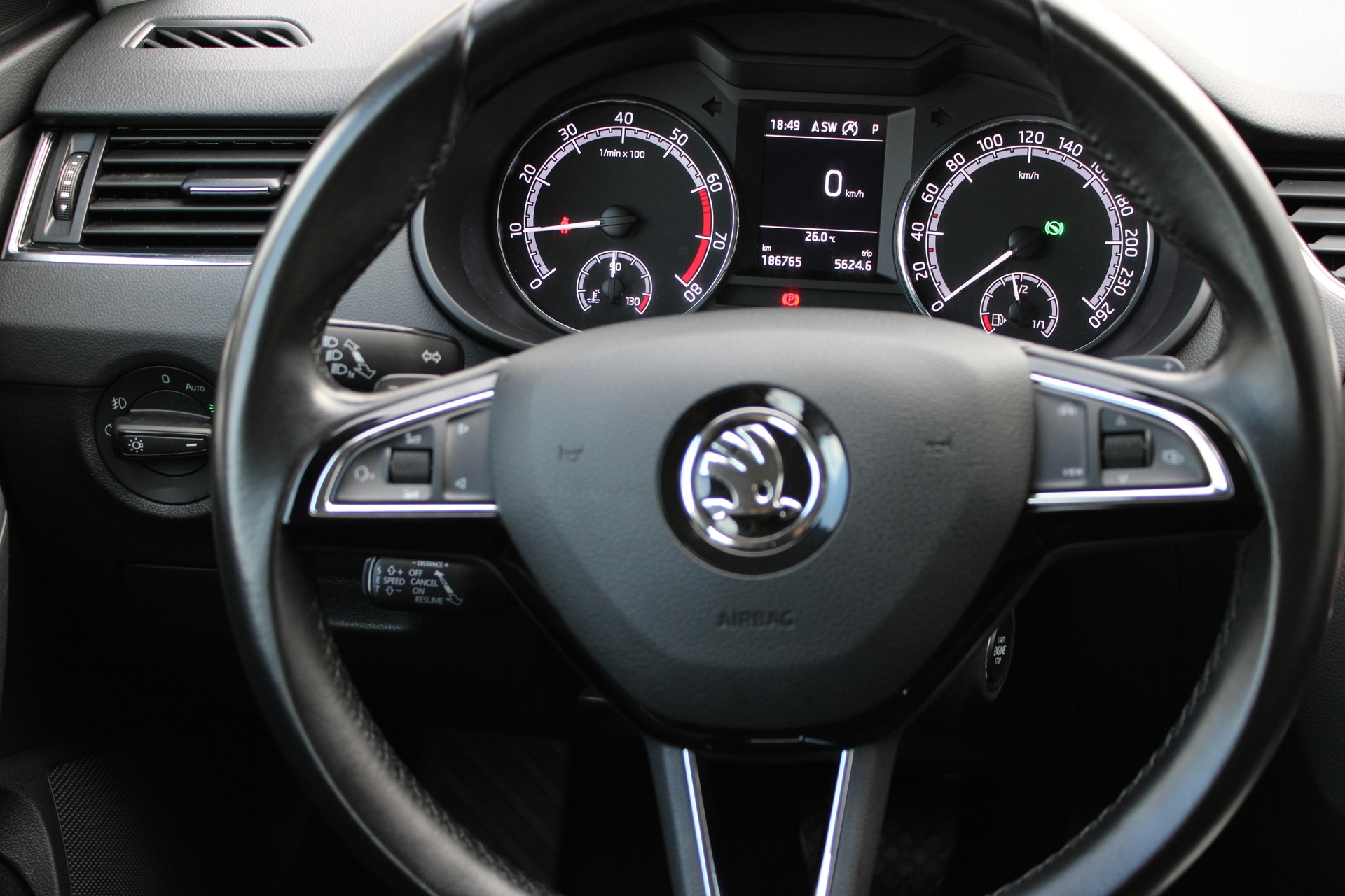 SKODA Octavia Combi 1.5 TSI Ambition DSG-image-15