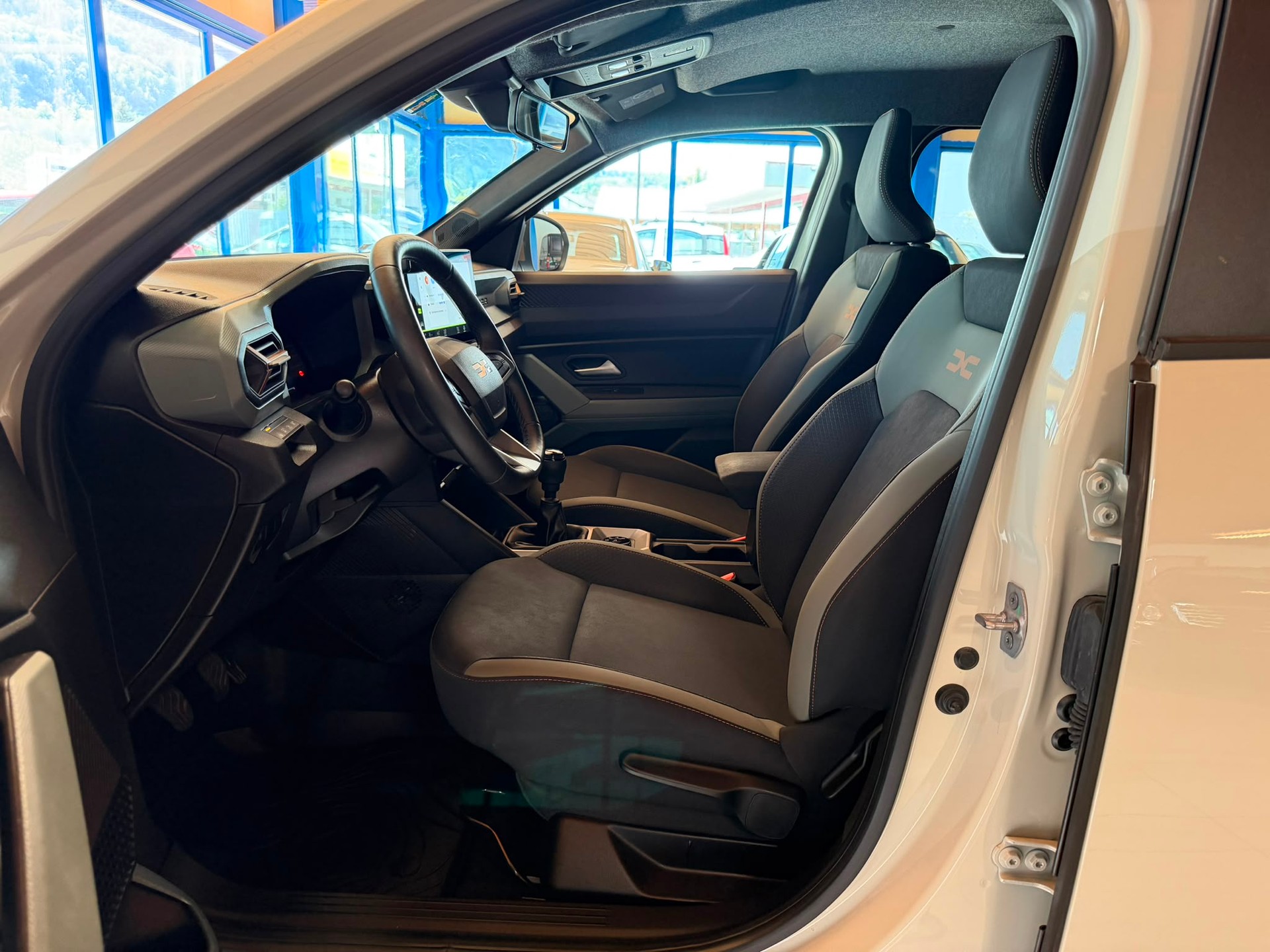 DACIA Duster TCe 130 48V Extreme 4x4-image-12