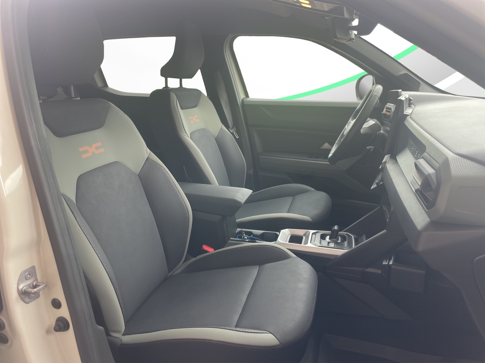 DACIA Duster HEV 140 Extreme-image-12