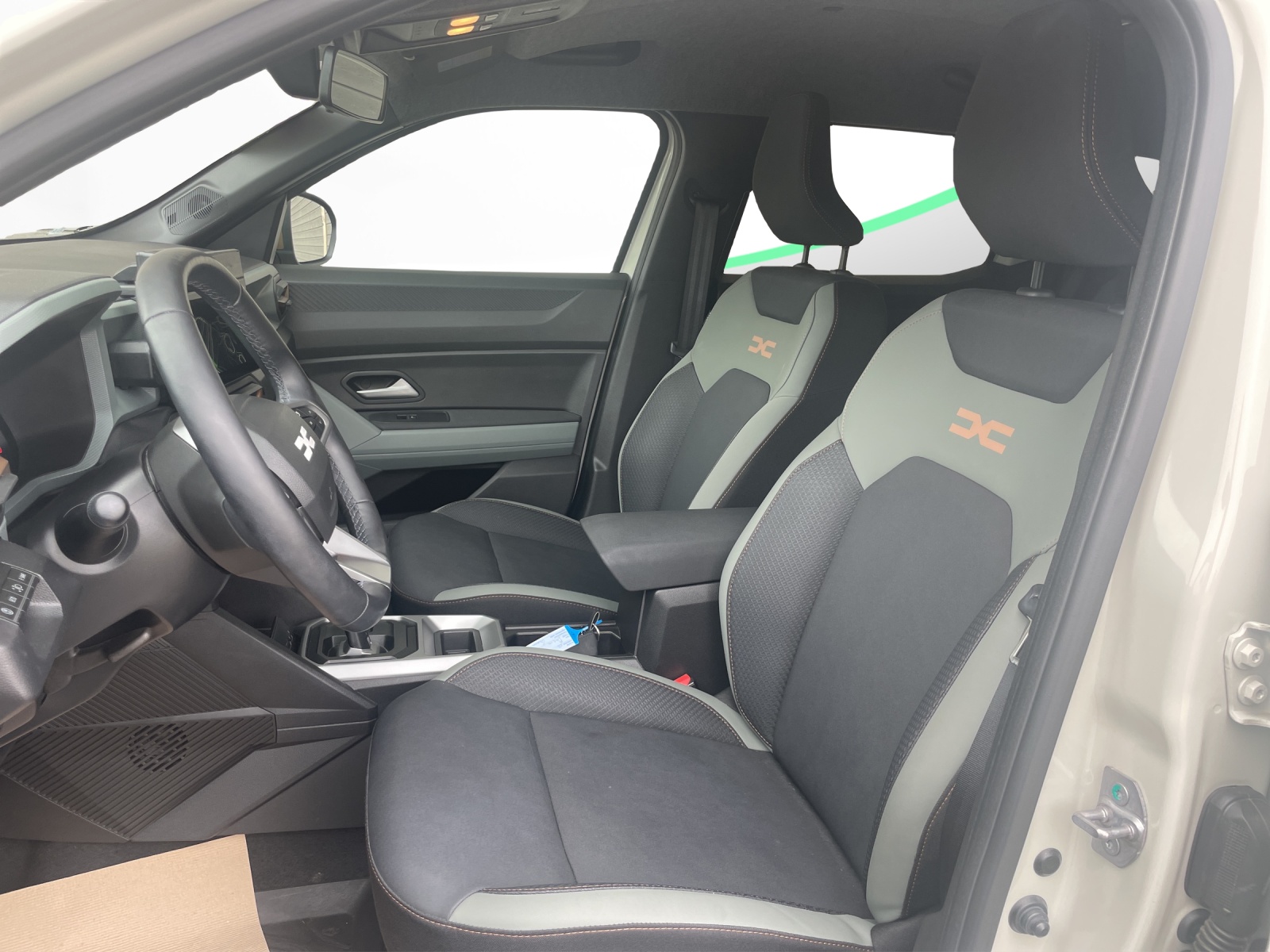 DACIA Duster HEV 140 Extreme-image-6