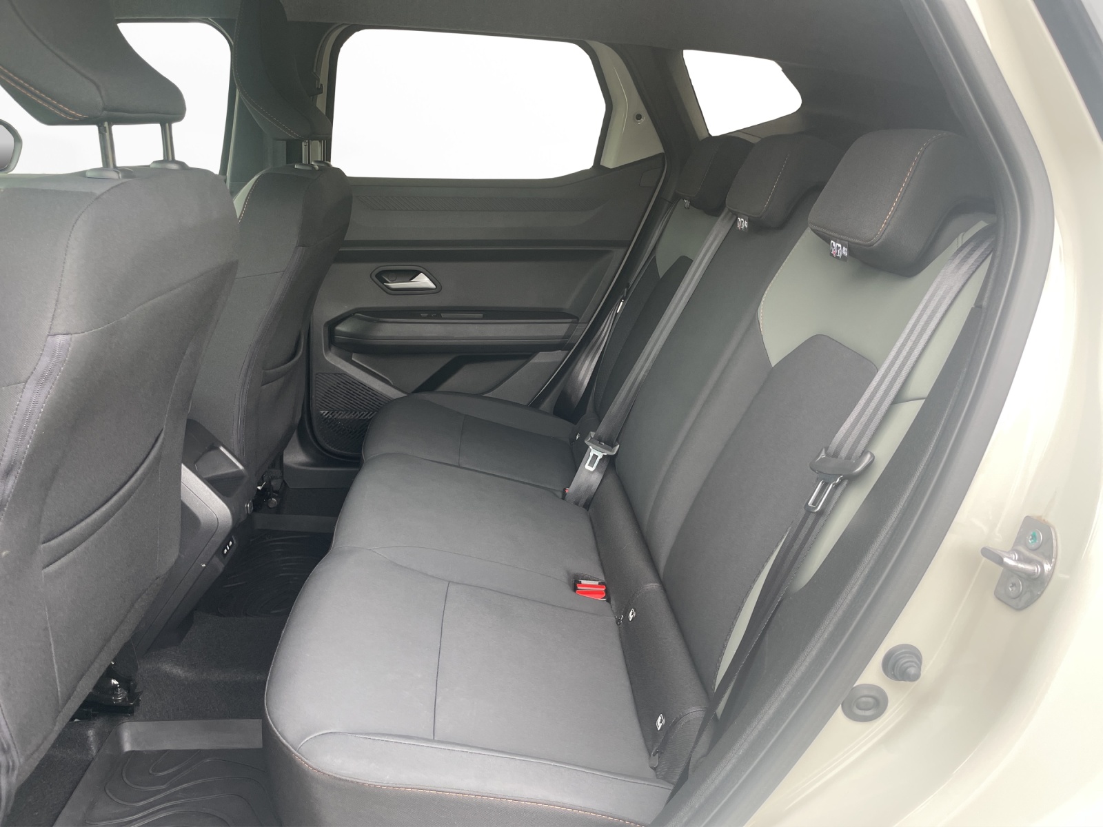 DACIA Duster HEV 140 Extreme-image-13