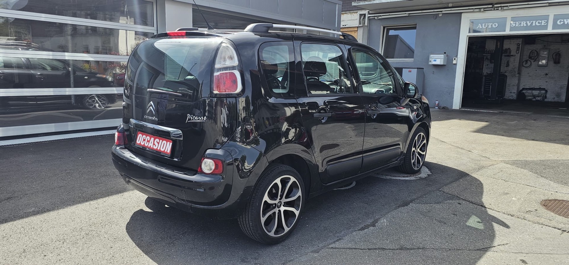 CITROEN C3 Picasso 1.2 Pure Tech Sélection-image-6
