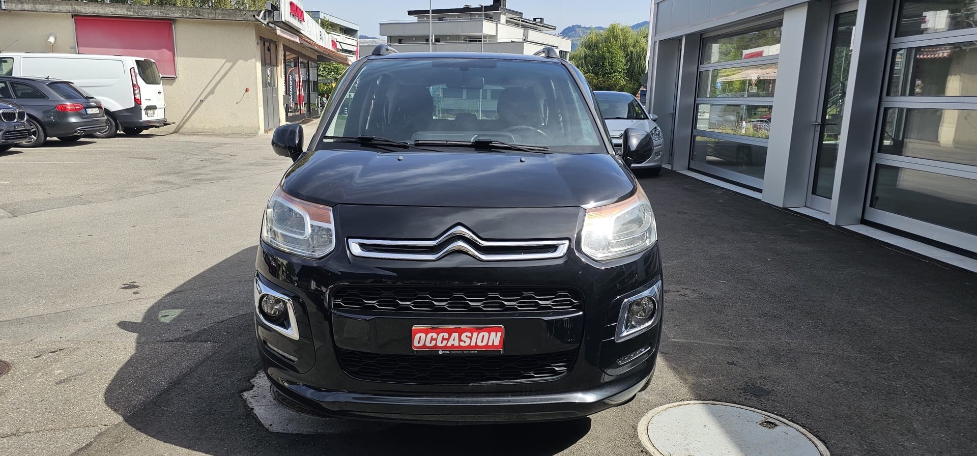 CITROEN C3 Picasso 1.2 Pure Tech Sélection-image-0