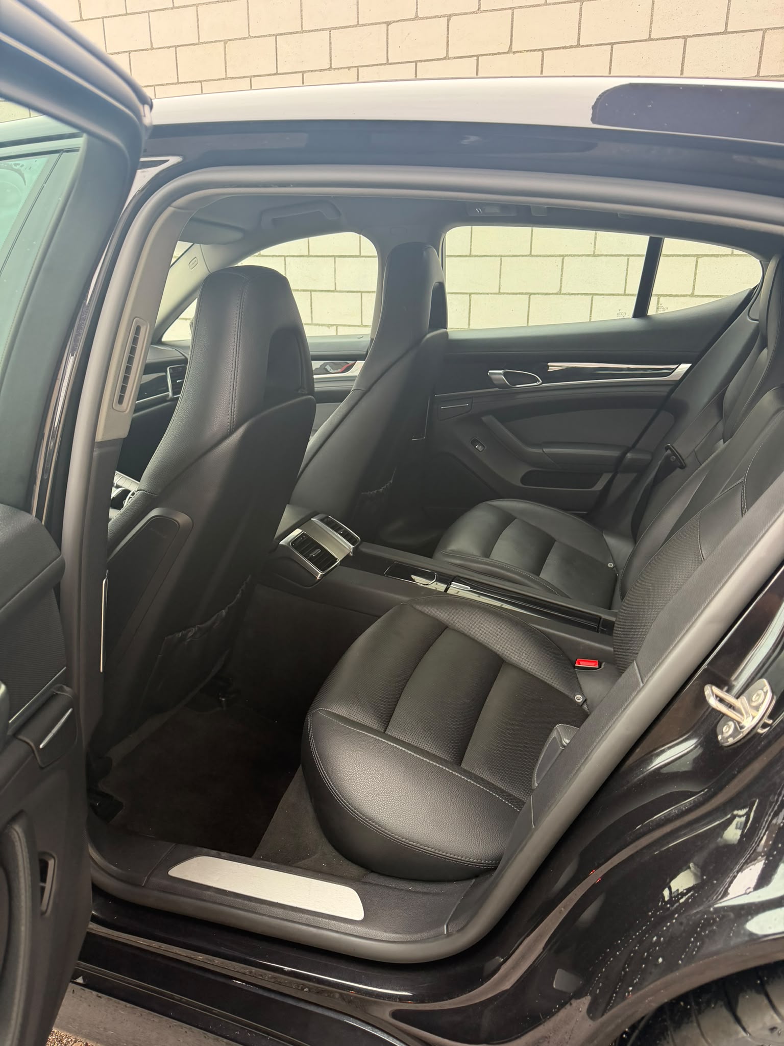 PORSCHE Panamera 4 3.6 PDK-image-9