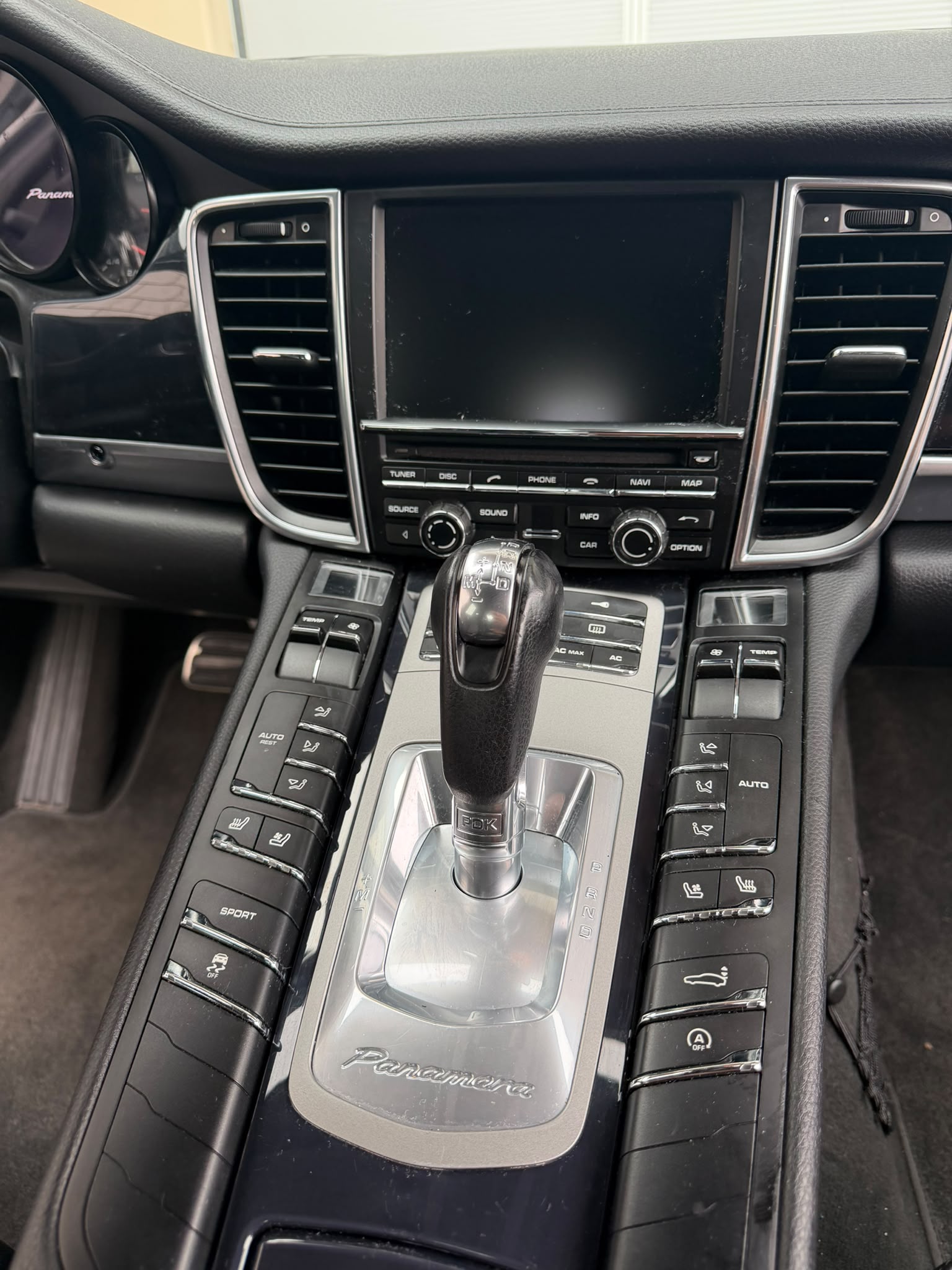 PORSCHE Panamera 4 3.6 PDK-image-6
