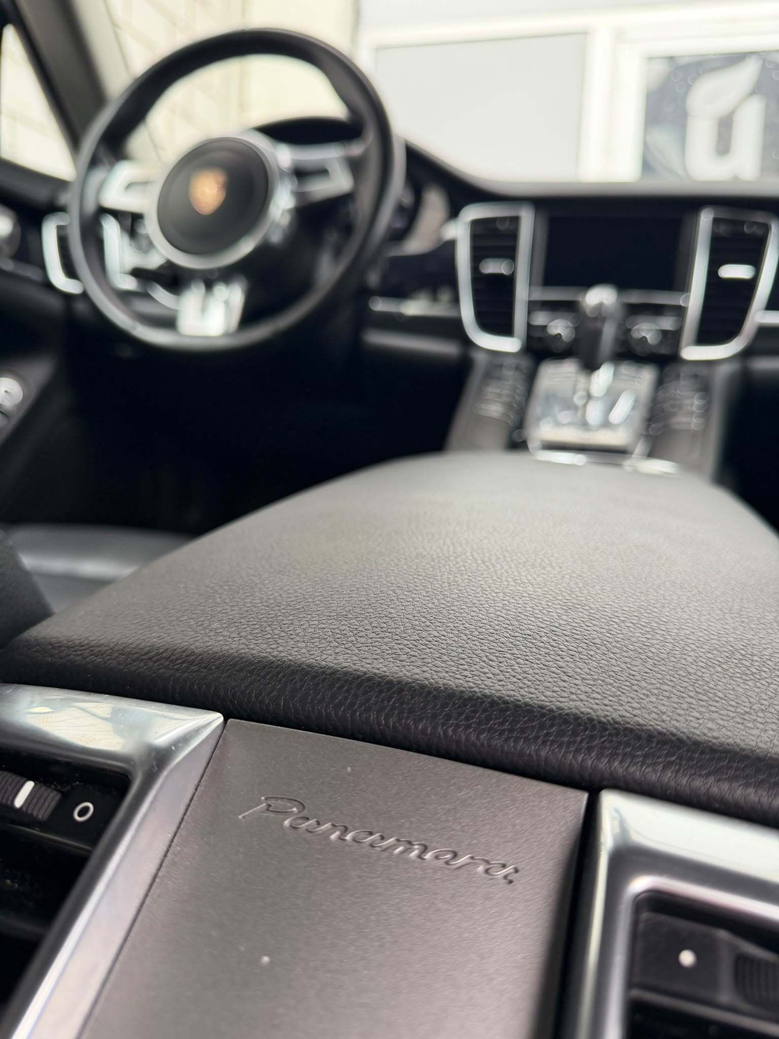 PORSCHE Panamera 4 3.6 PDK-image-16