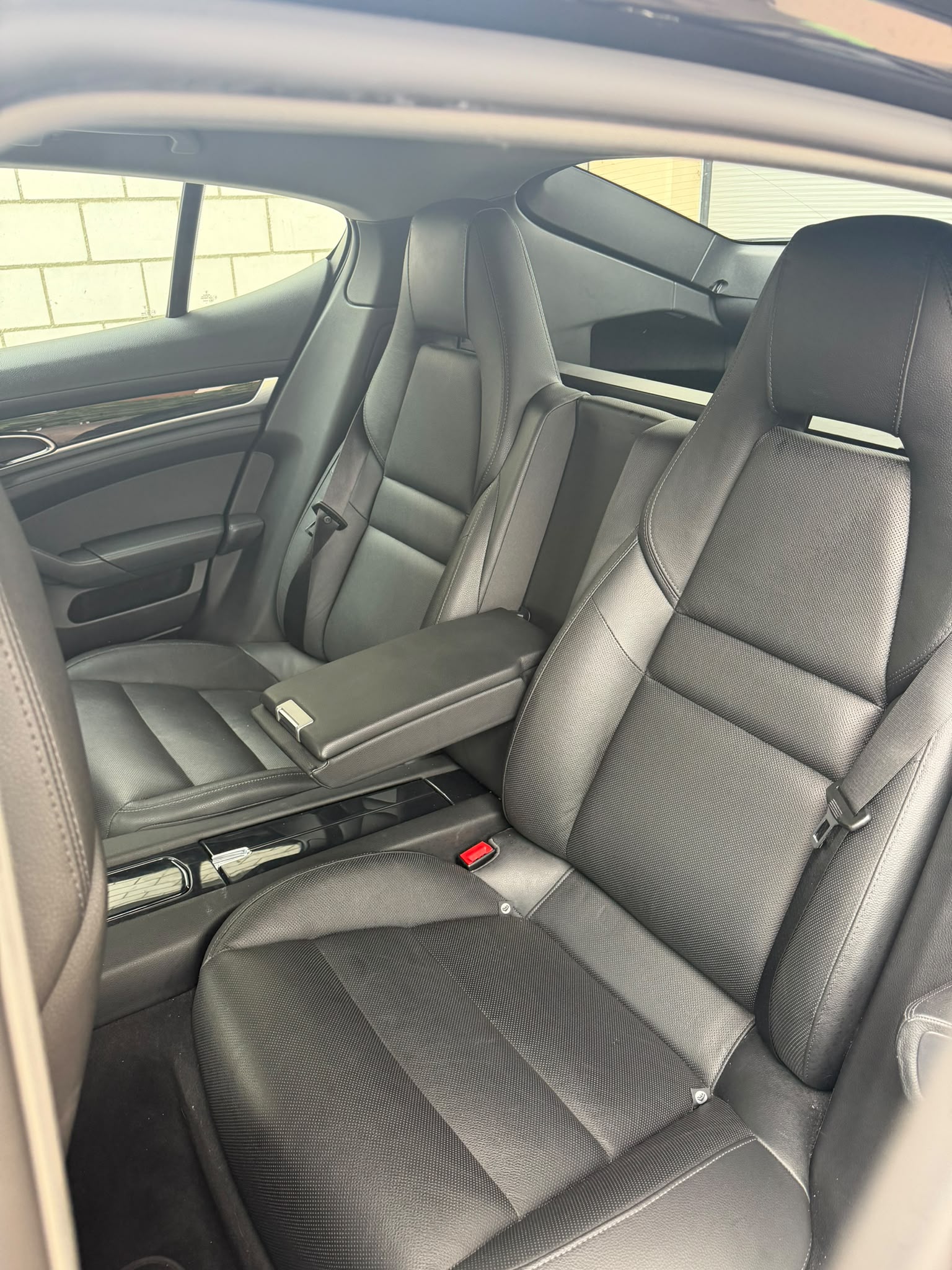 PORSCHE Panamera 4 3.6 PDK-image-11