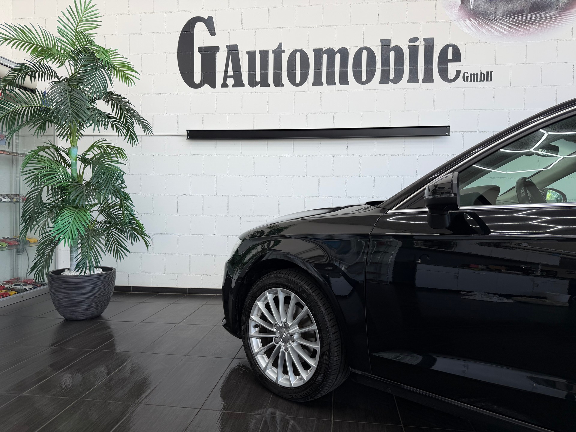 AUDI A3 Sportback 1.6 TDI Ambiente Quattro ⭐️-image-4