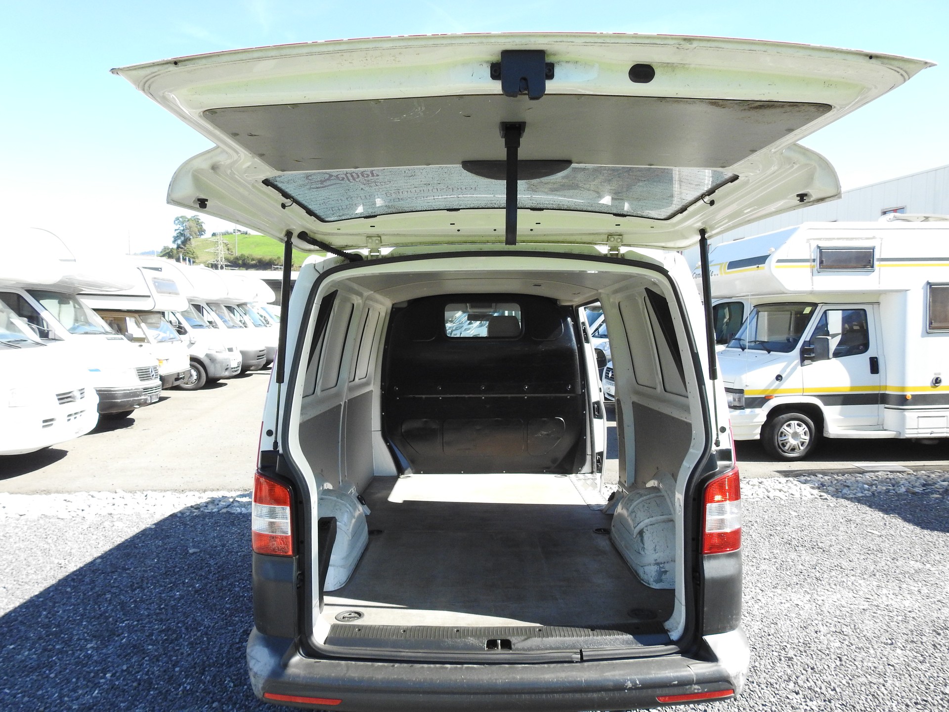 VW T5 2.0 TDI-image-20