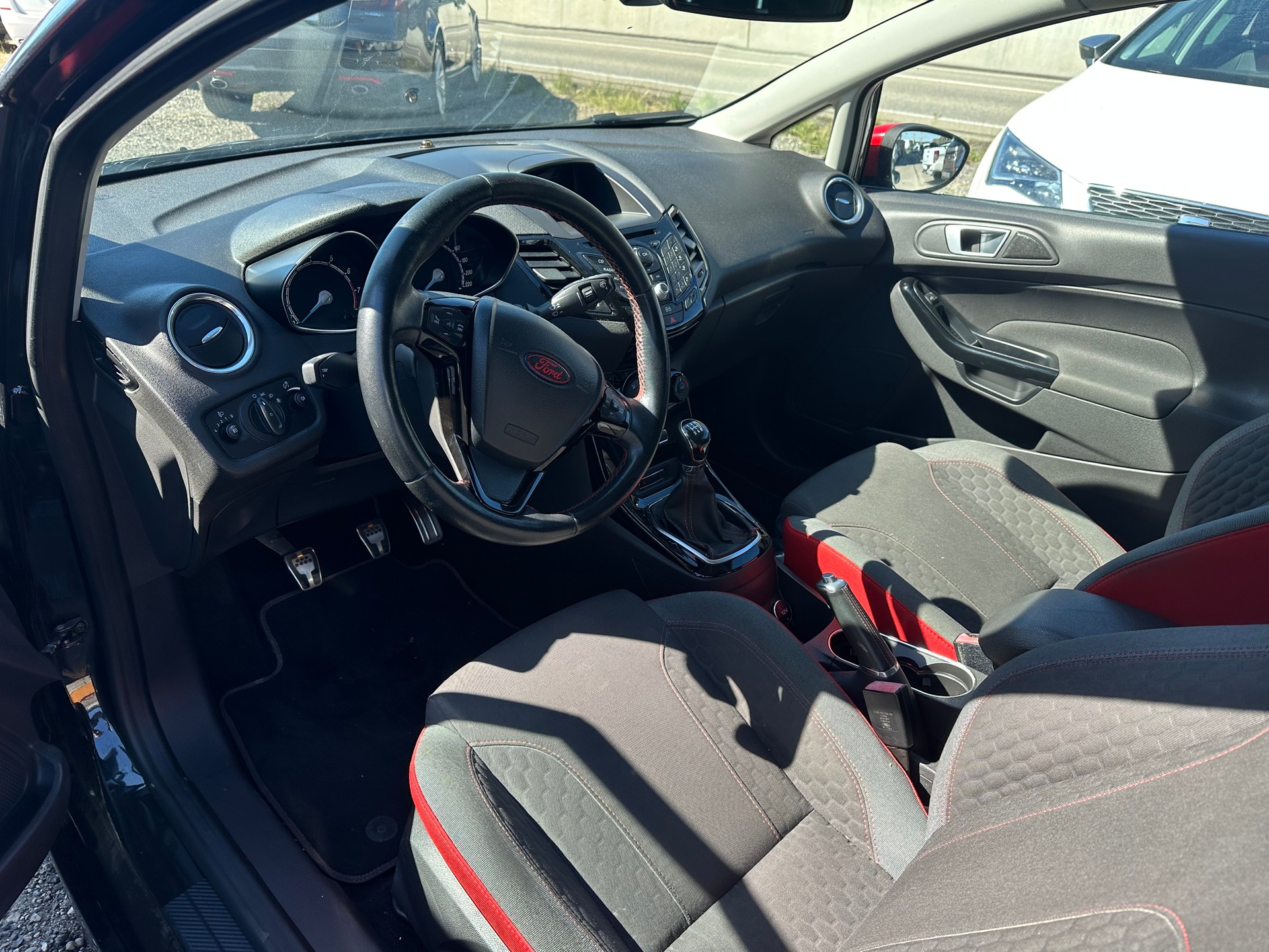 FORD Fiesta 1.0 SCTi Sport Red-image-4