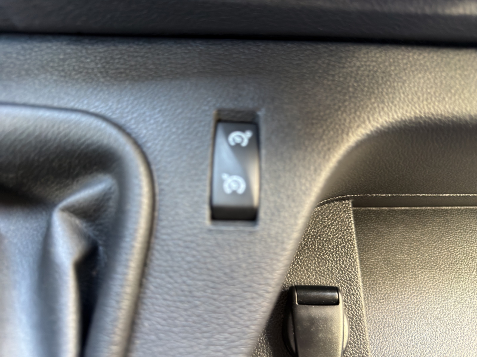 RENAULT Master P35 2.3 Blue dCi 145 L3 Grand Volume-image-23