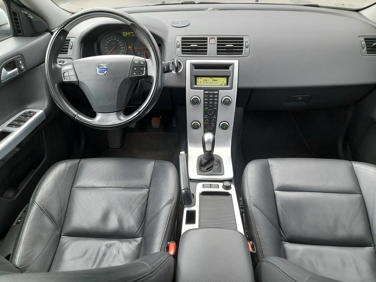 VOLVO V50 1.6D DRIVe Start/Stop Momentum-image-7