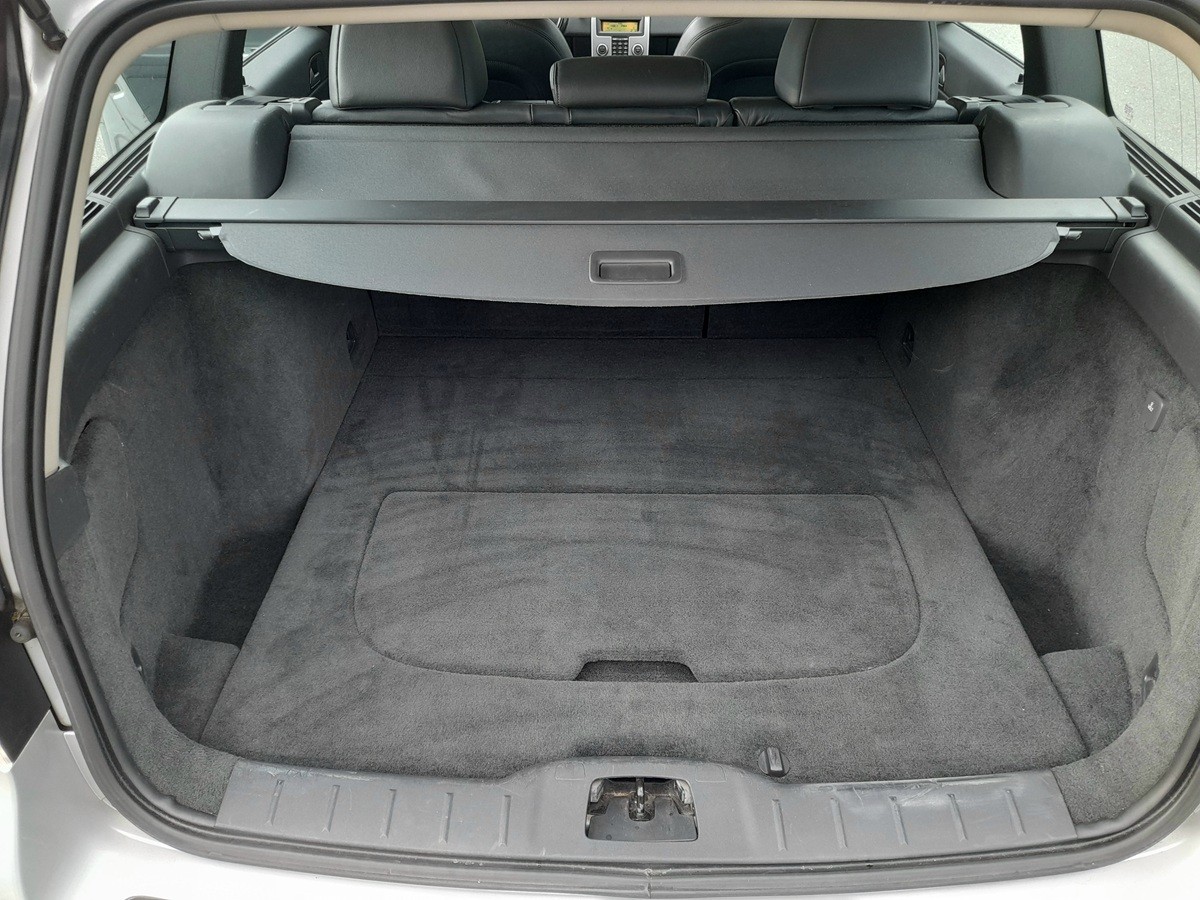 VOLVO V50 1.6D DRIVe Start/Stop Momentum-image-9