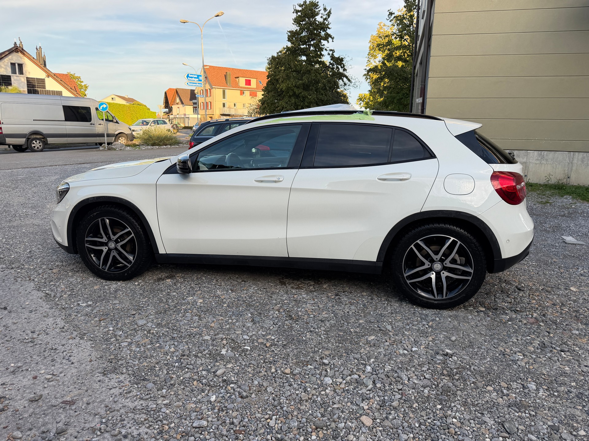 MERCEDES-BENZ GLA 200 Urban 7G-DCT-image-7