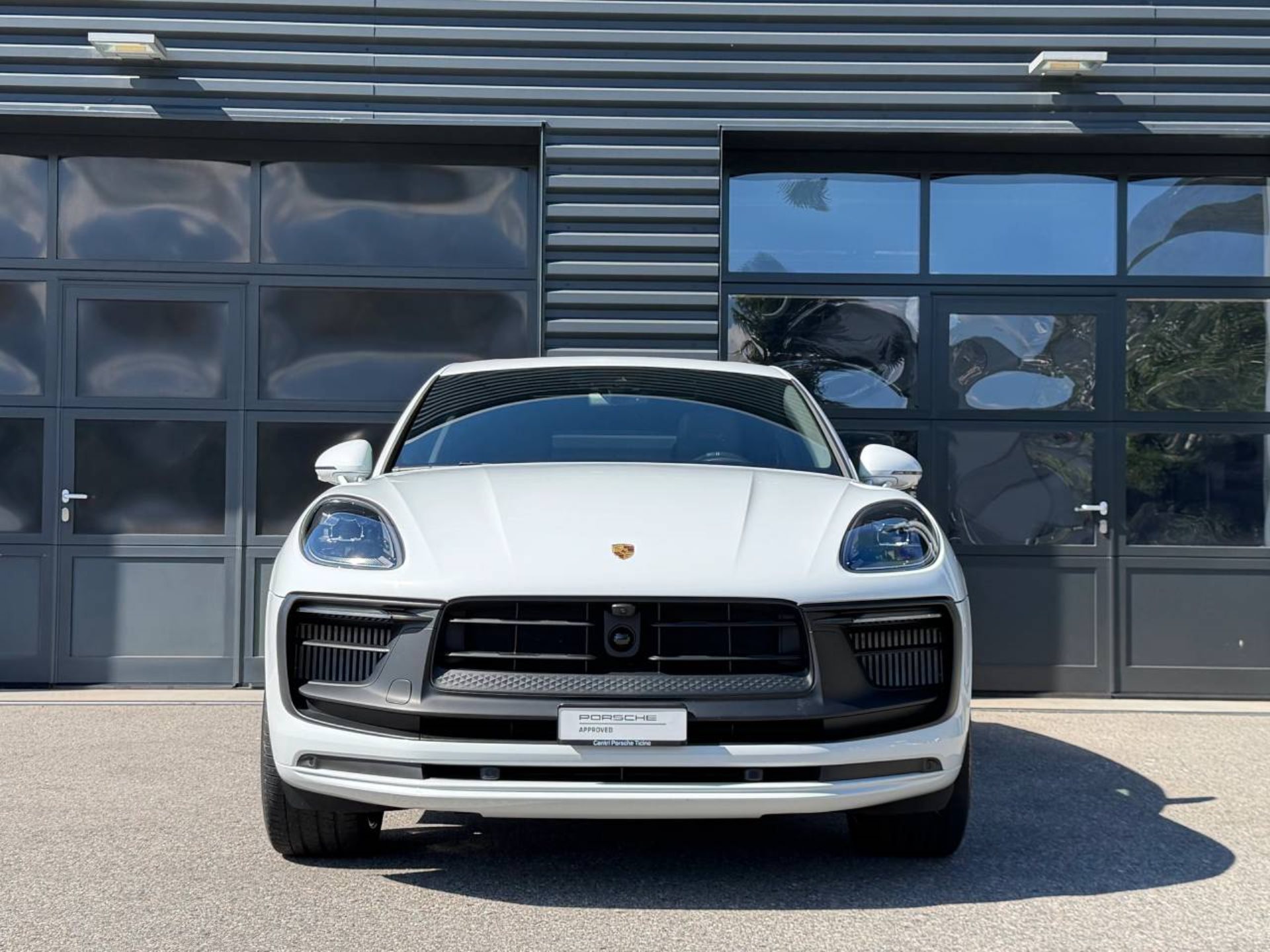 PORSCHE Macan GTS-image-9