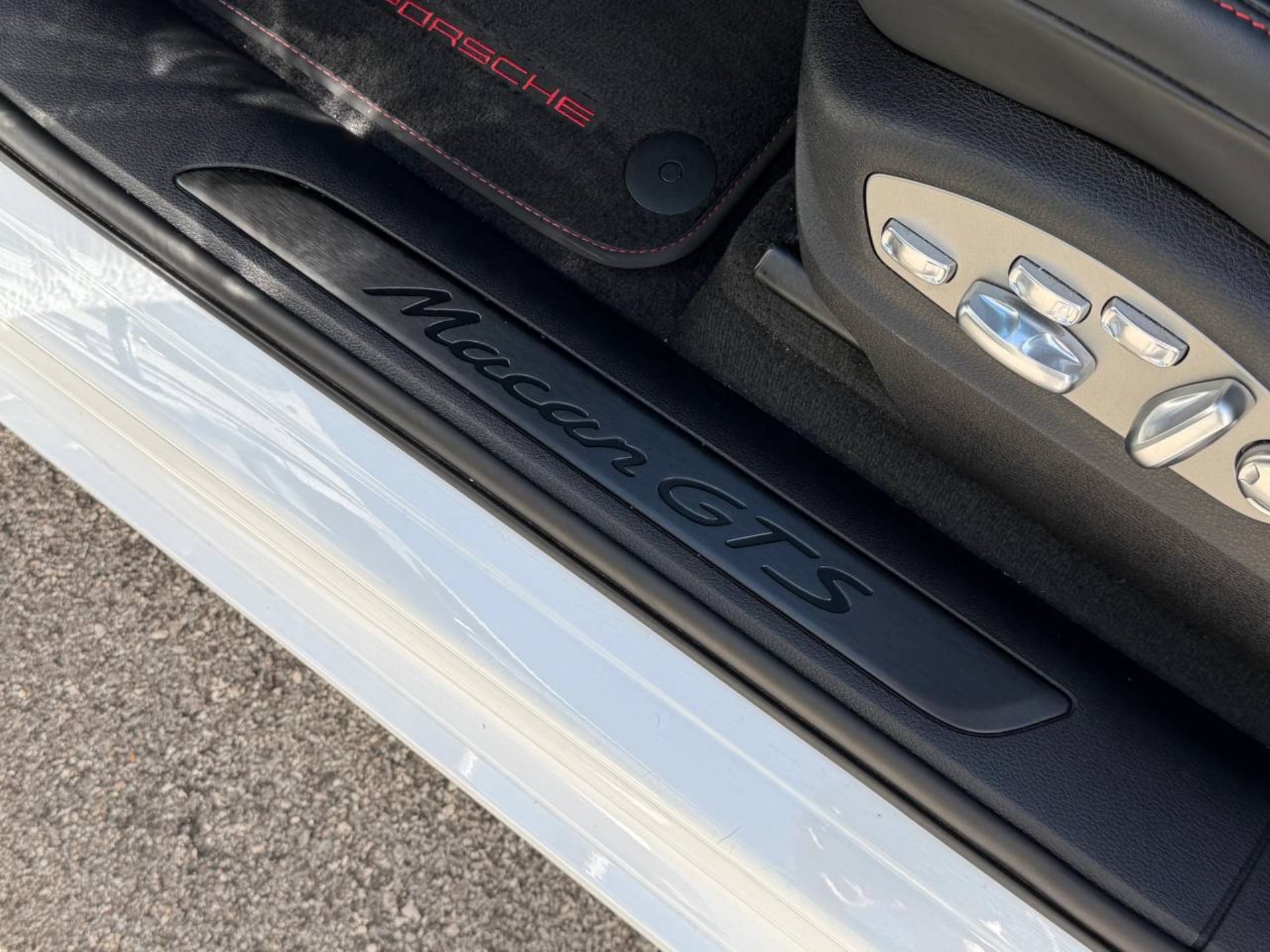PORSCHE Macan GTS-image-21