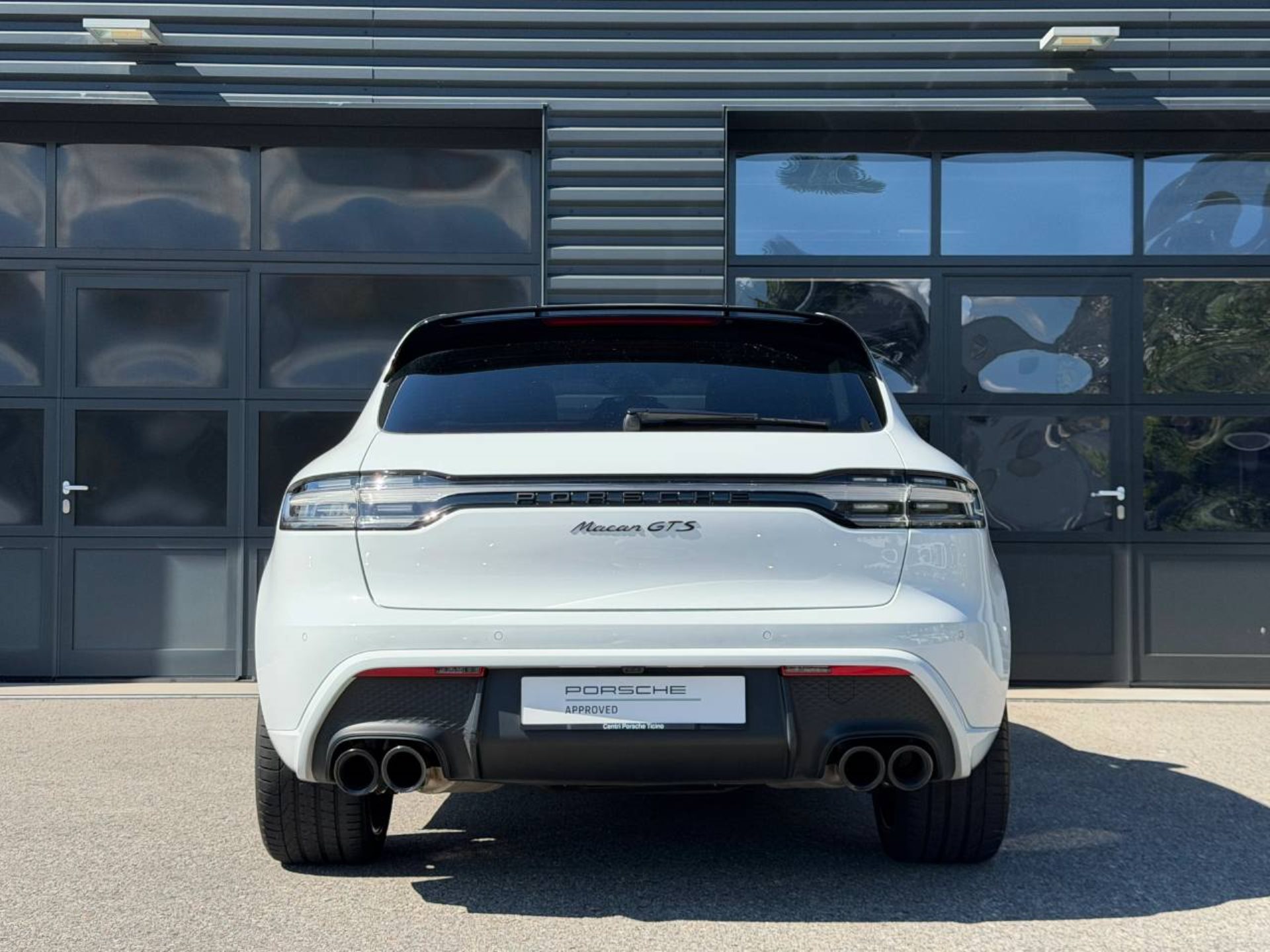 PORSCHE Macan GTS-image-5