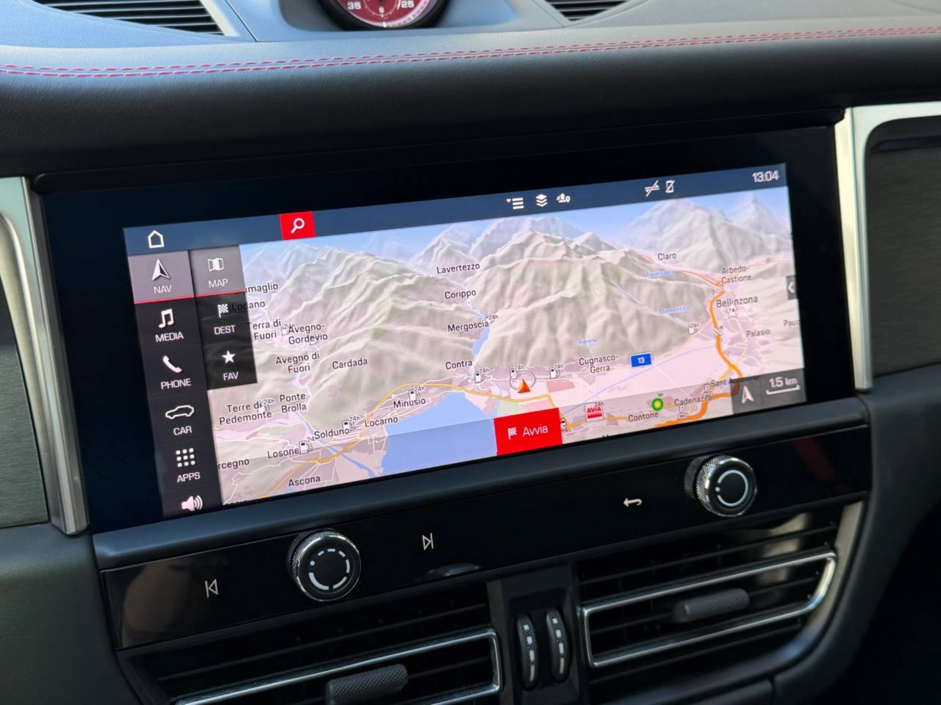 PORSCHE Macan GTS-image-16