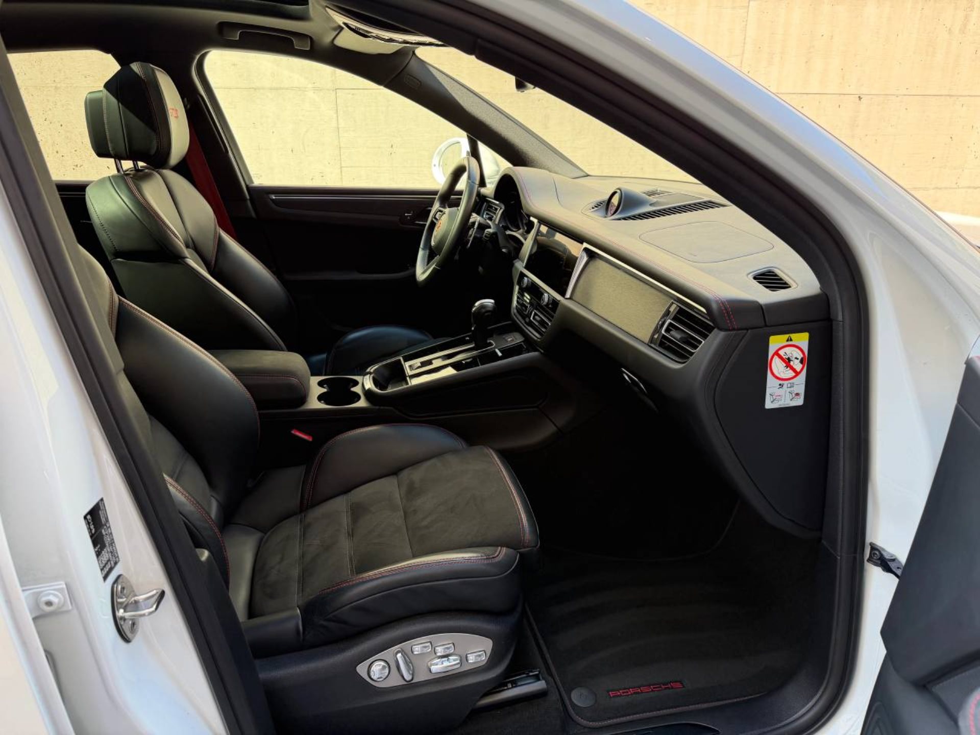 PORSCHE Macan GTS-image-29