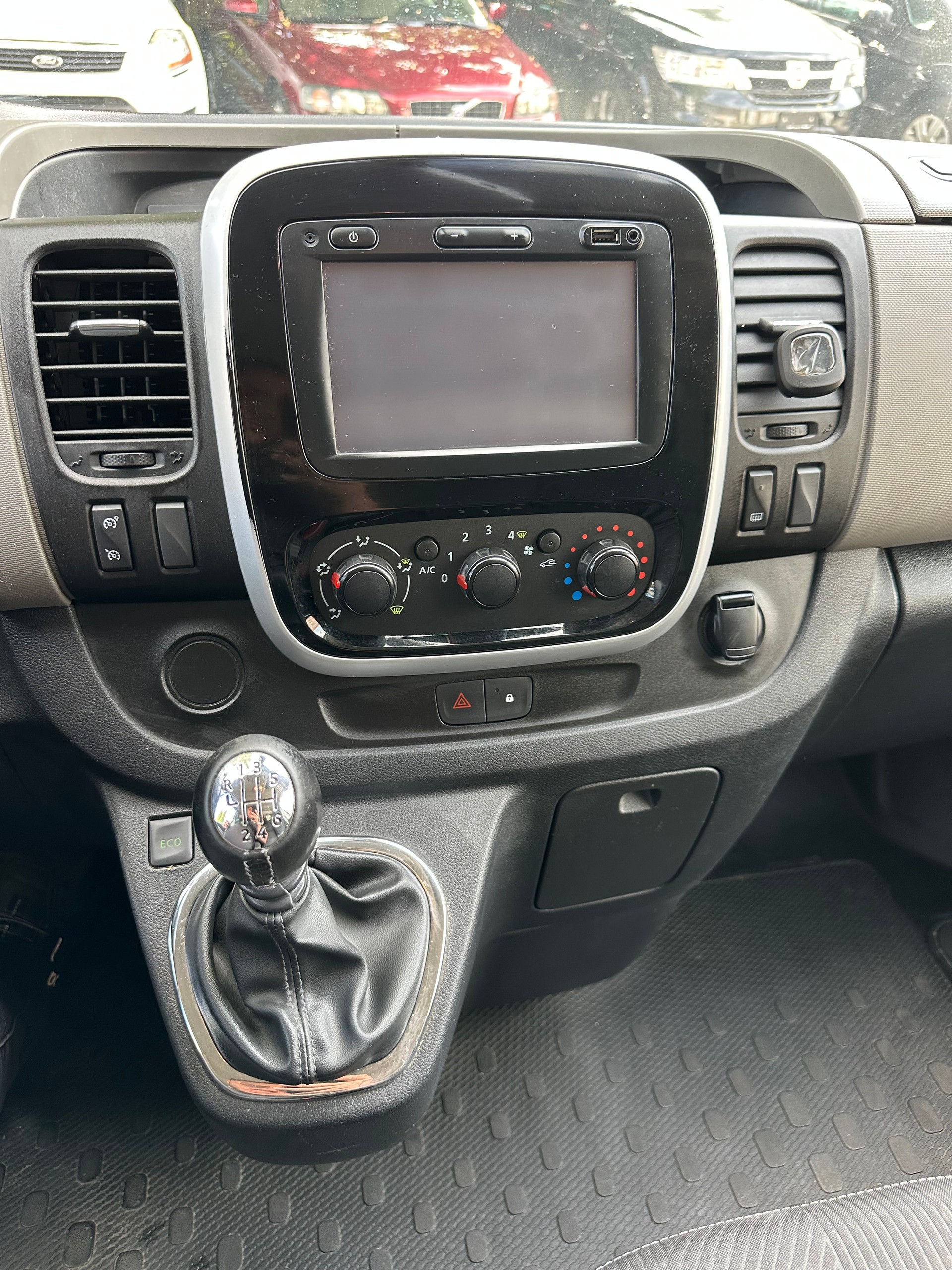 RENAULT Trafic 1.6 dCi 120 2.9t Acces L1H1-image-10