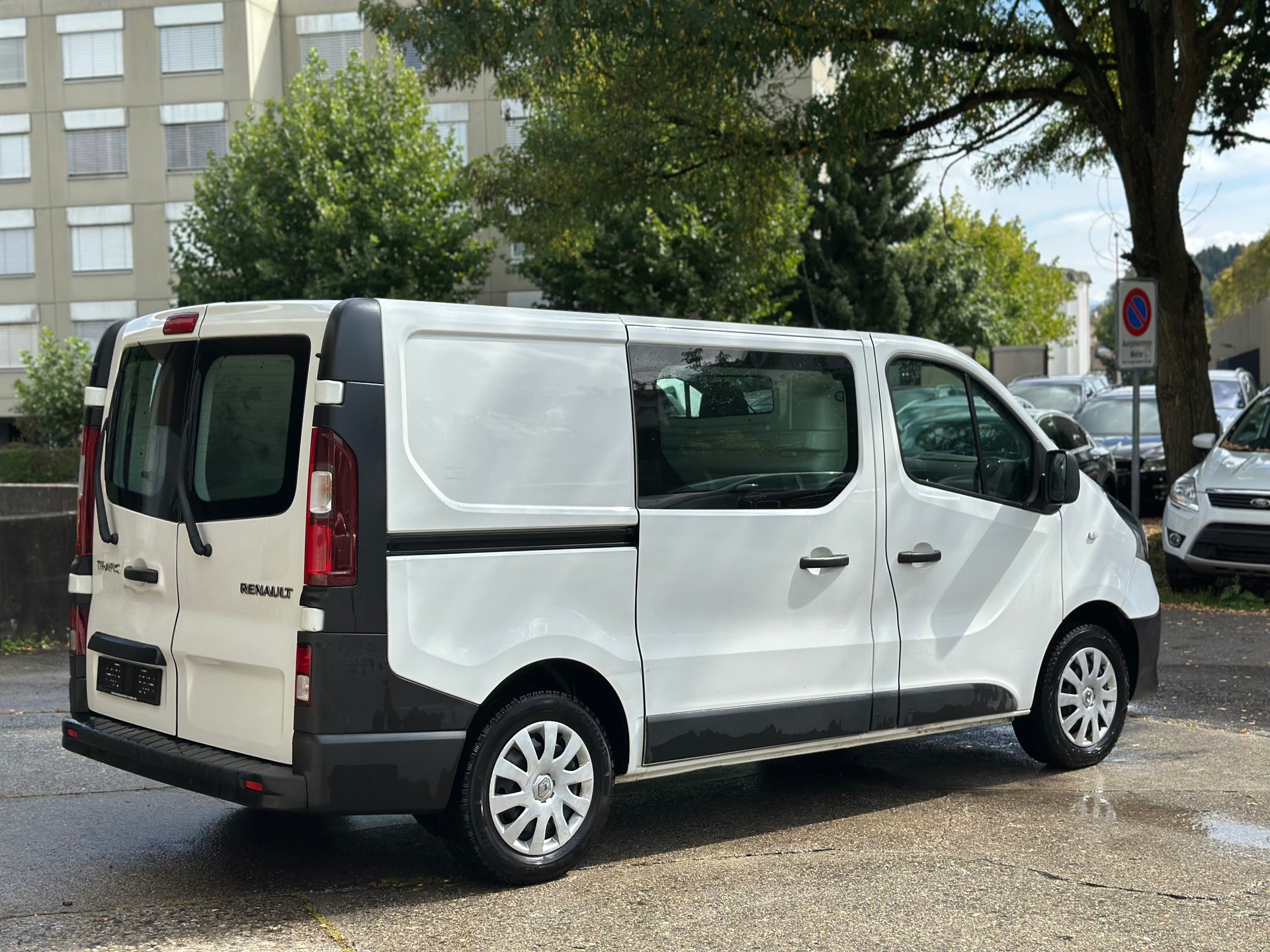 RENAULT Trafic 1.6 dCi 120 2.9t Acces L1H1-image-4