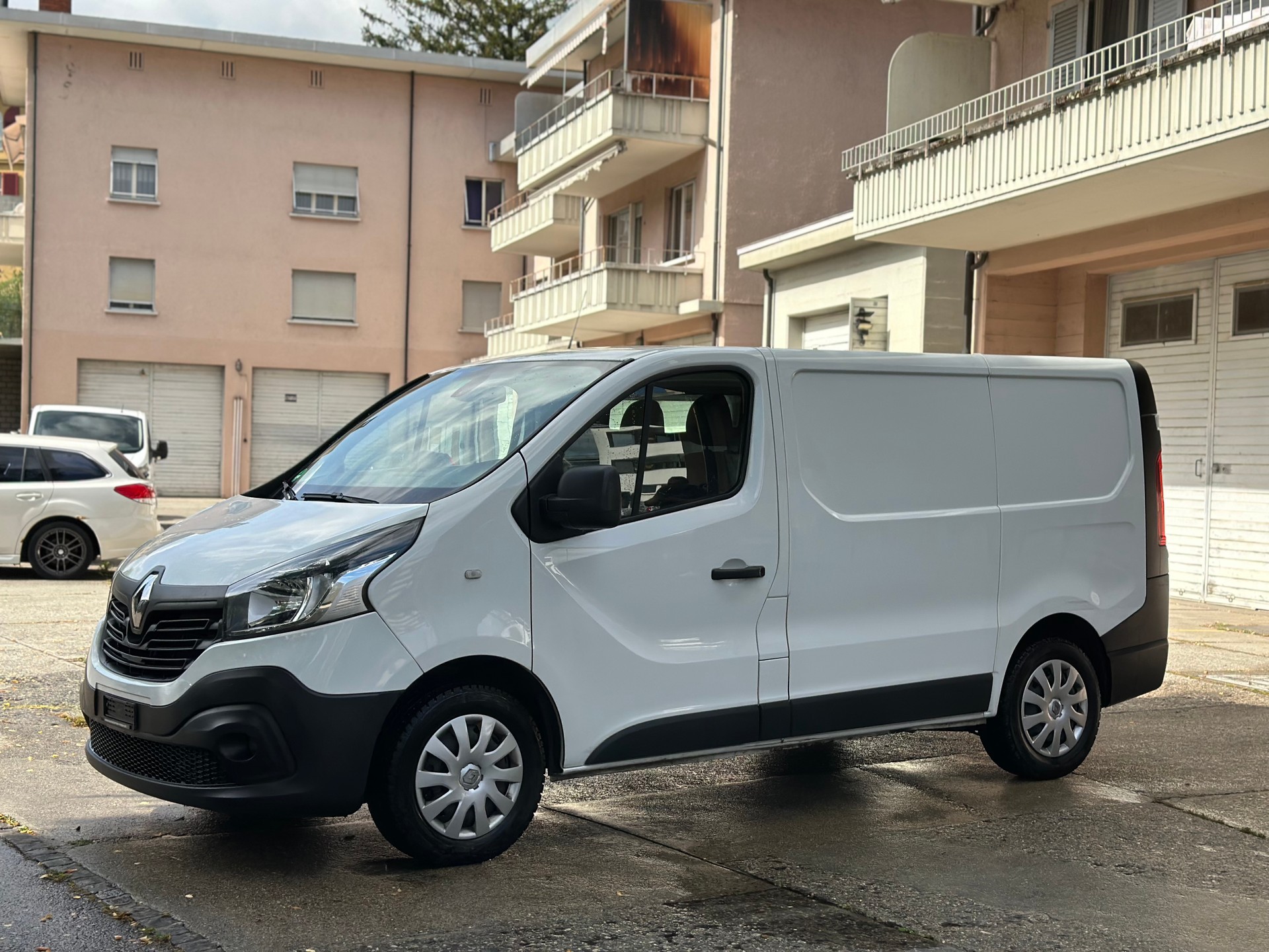 RENAULT Trafic 1.6 dCi 120 2.9t Acces L1H1-image-6