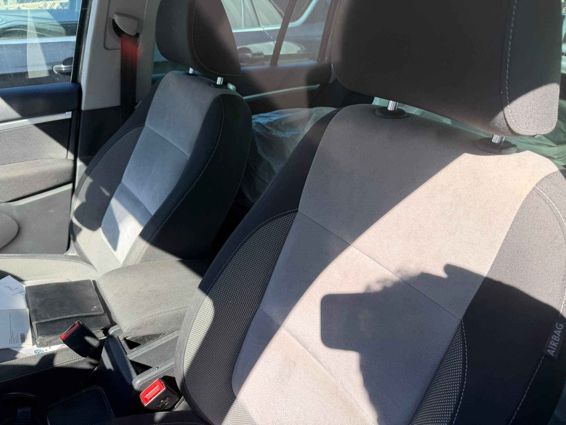 VW Tiguan 2.0 TDI BlueMotion Track&Style 4Motion DSG-image-6