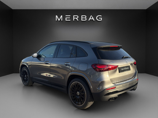 MERCEDES-BENZ GLA 200 Night Star 7G-D-image-1