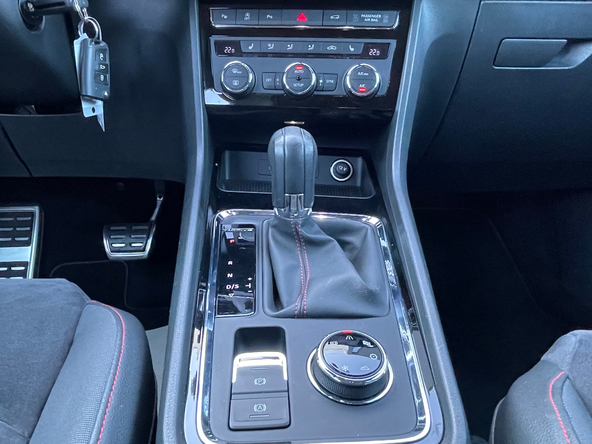 SEAT Ateca 2.0 TSI FR 4Drive DSG-image-12